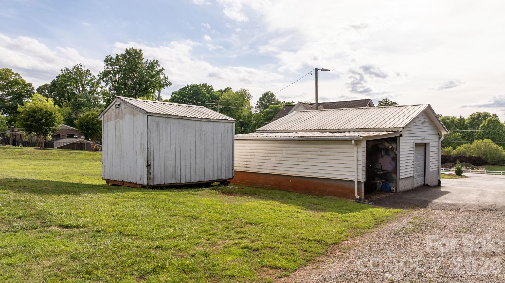 2582 Startown Road Property Photo 24