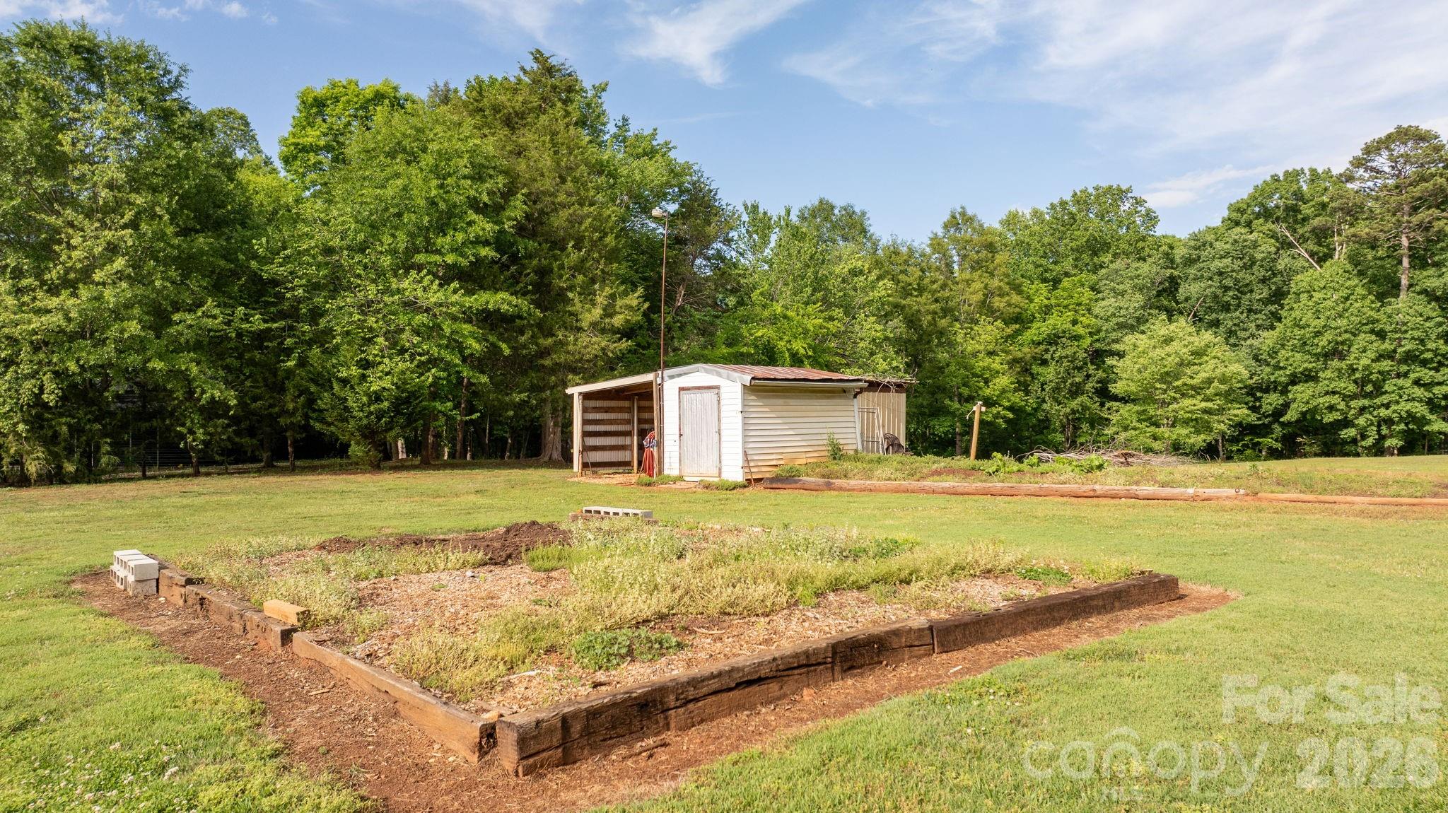 2582 Startown Road Property Photo 29
