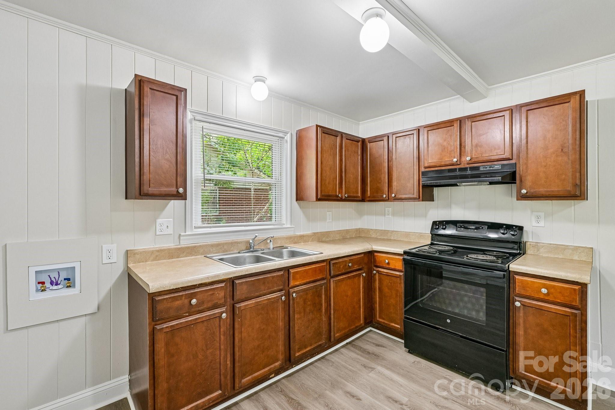 3935 Crestridge Drive Property Photo 11