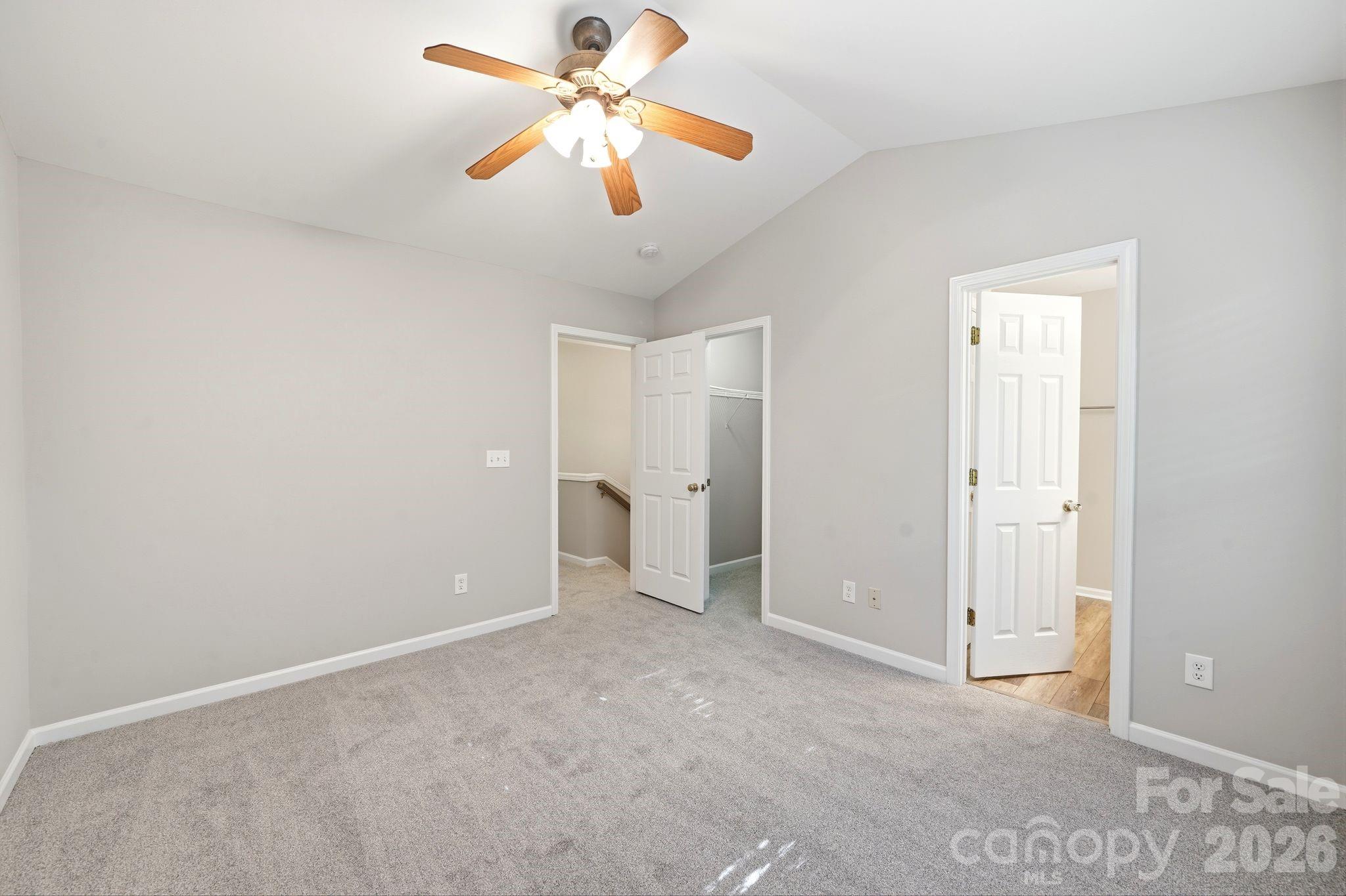 687 Rock Lake Glen Property Photo 26