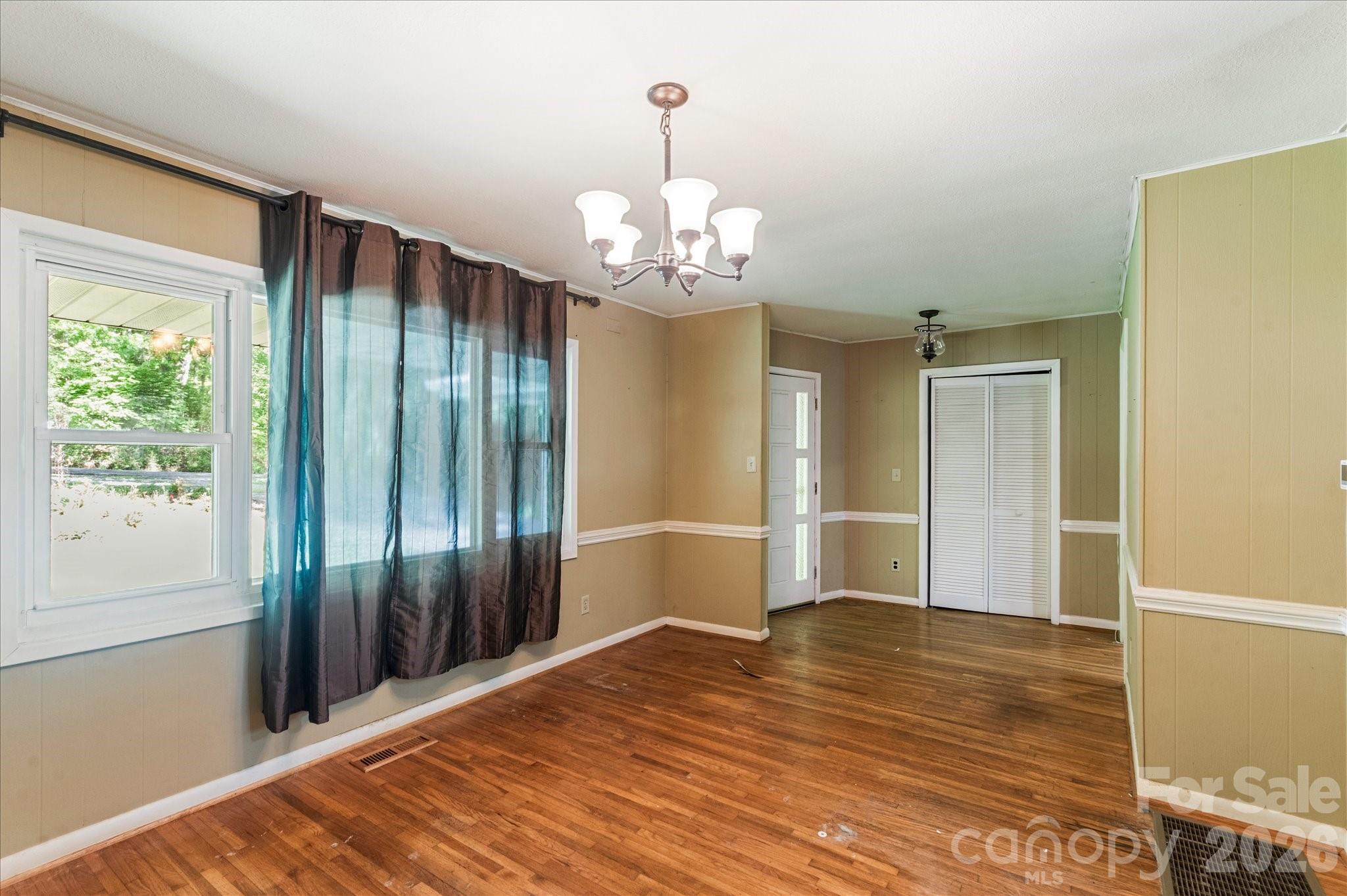 147 Barberry Heights Drive Property Photo 10