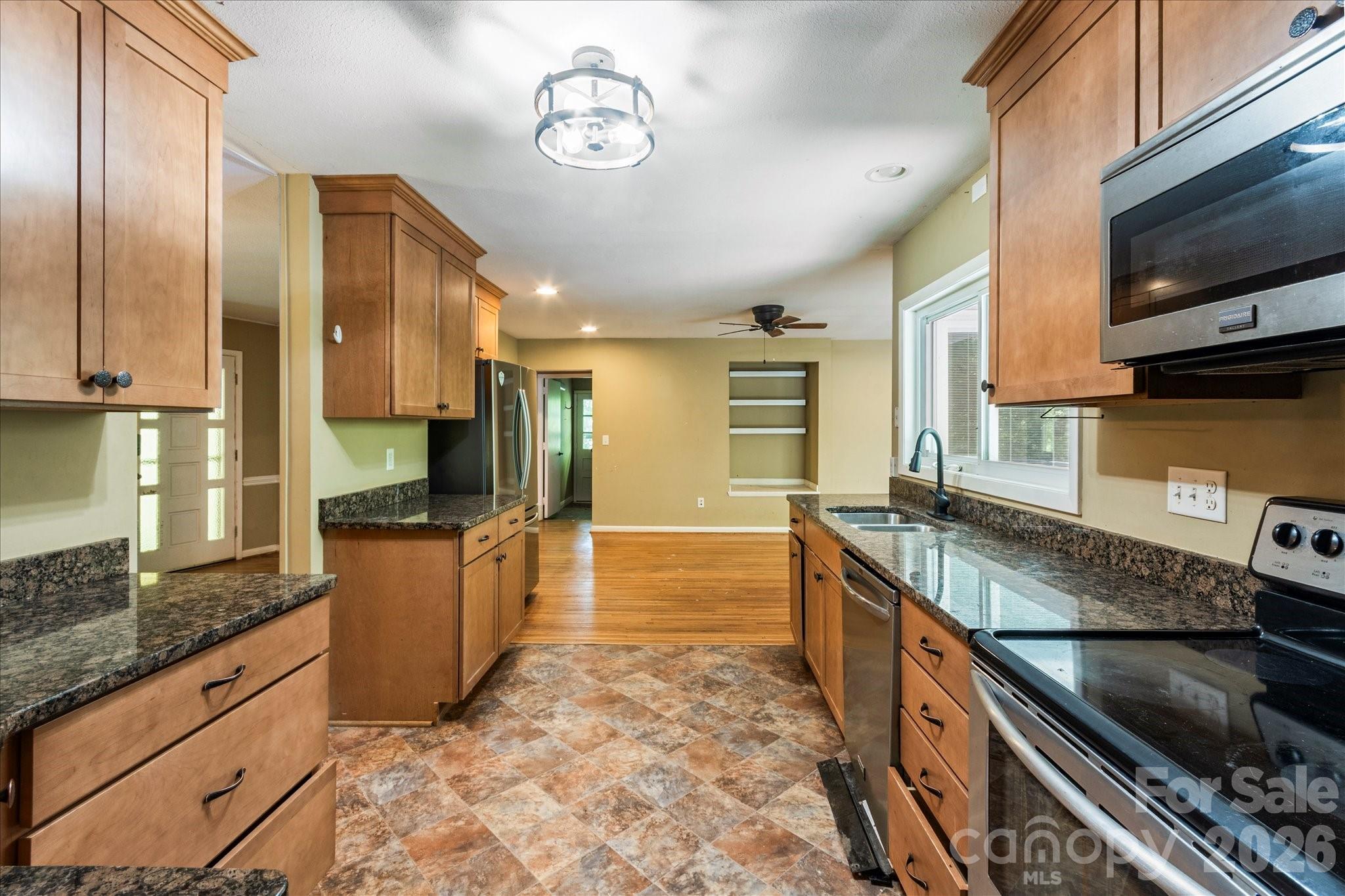 147 Barberry Heights Drive Property Photo 16