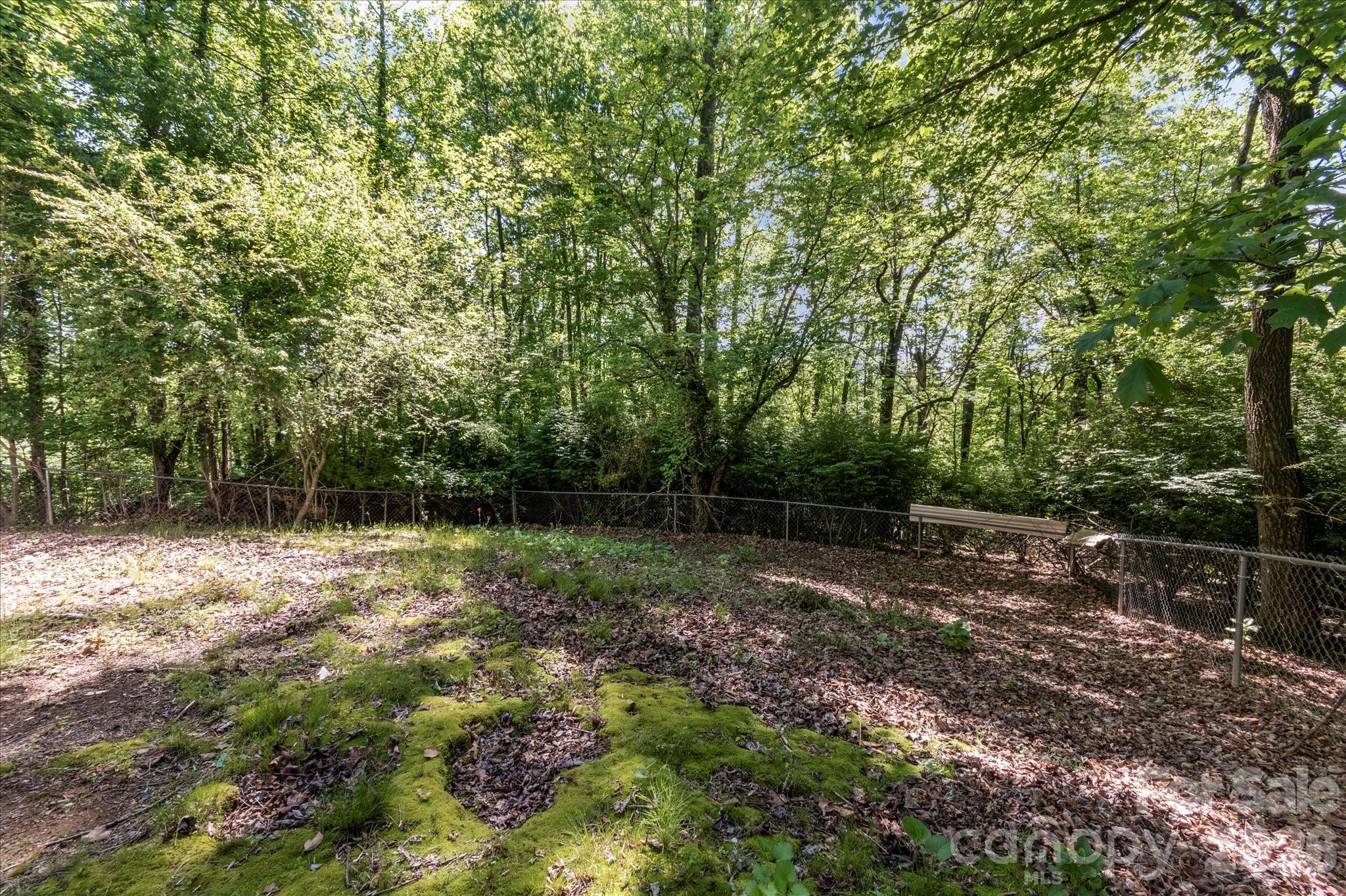 147 Barberry Heights Drive Property Photo 25