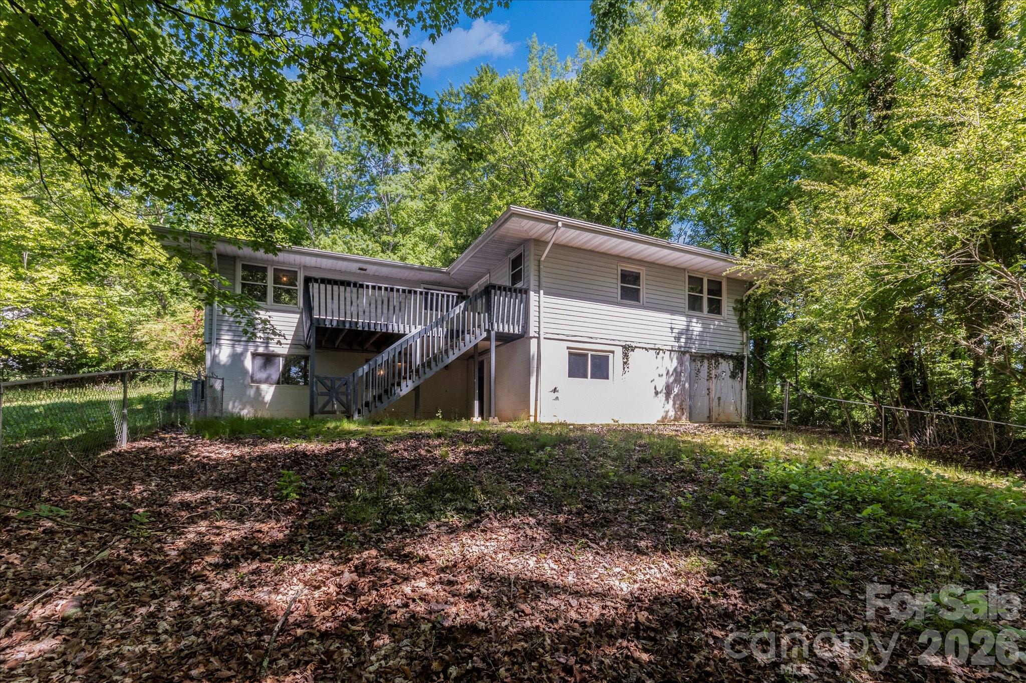 147 Barberry Heights Drive Property Photo 26