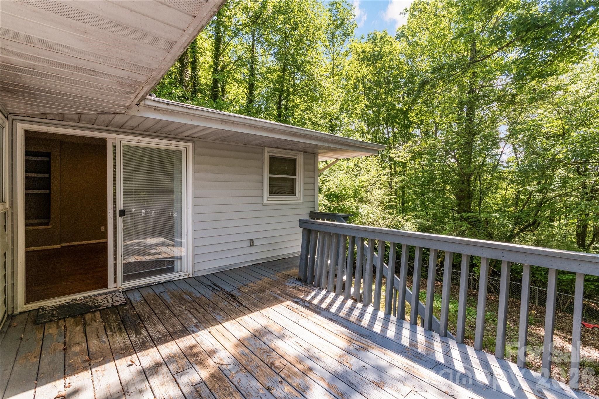147 Barberry Heights Drive Property Photo 33