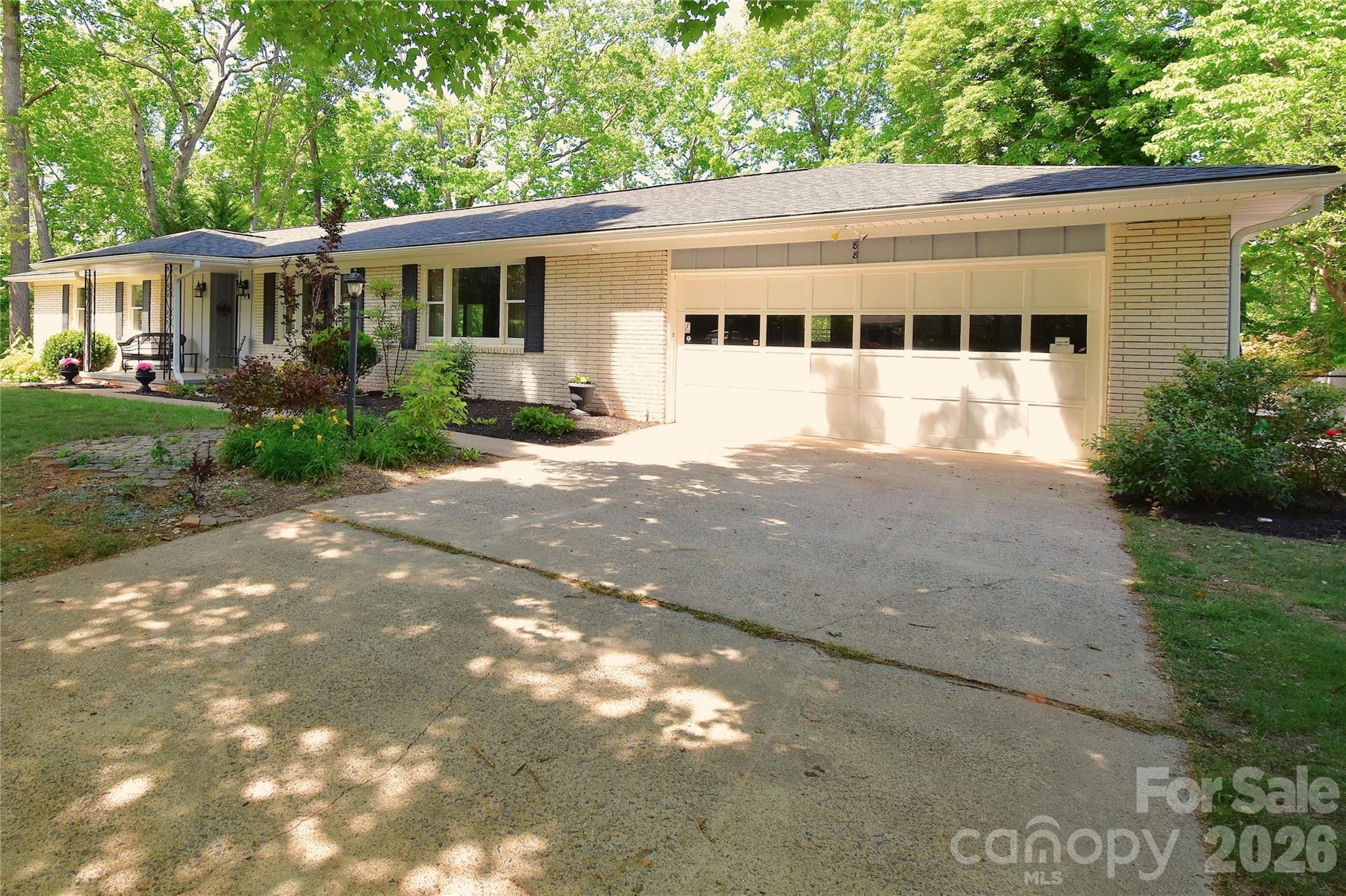 88 Botany Drive Property Photo 2