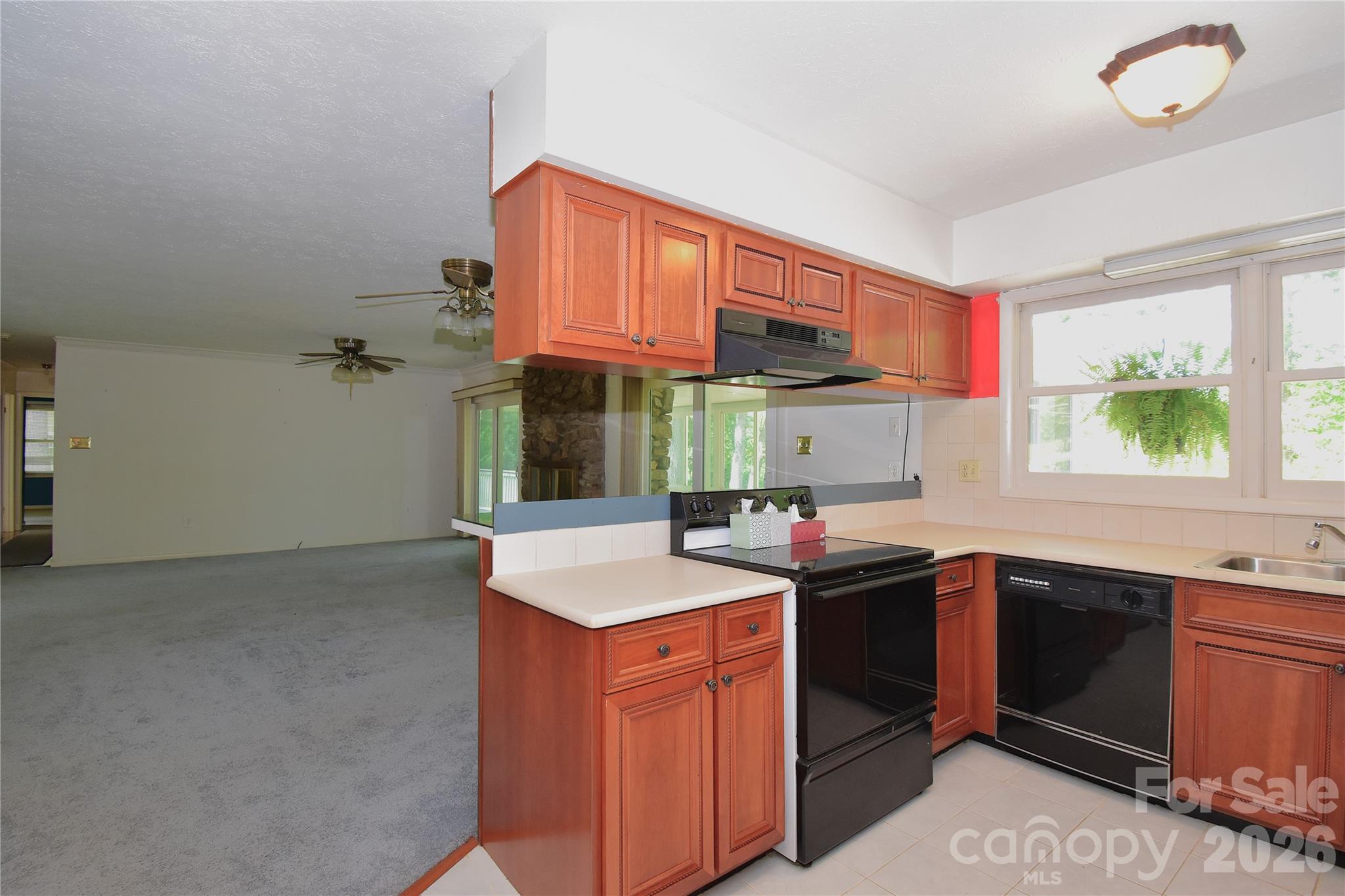 88 Botany Drive Property Photo 11