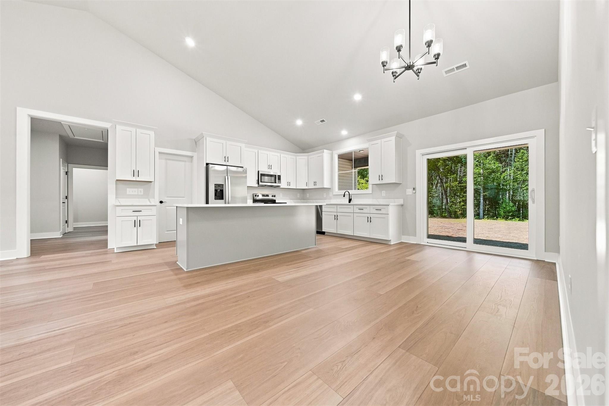 2435 Kimberly Avenue Property Photo 10