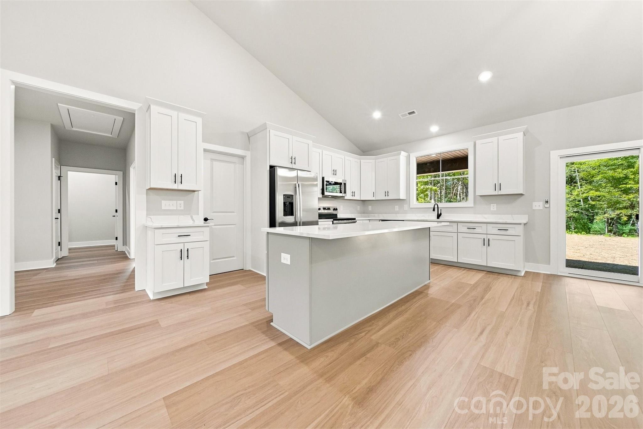 2435 Kimberly Avenue Property Photo 20