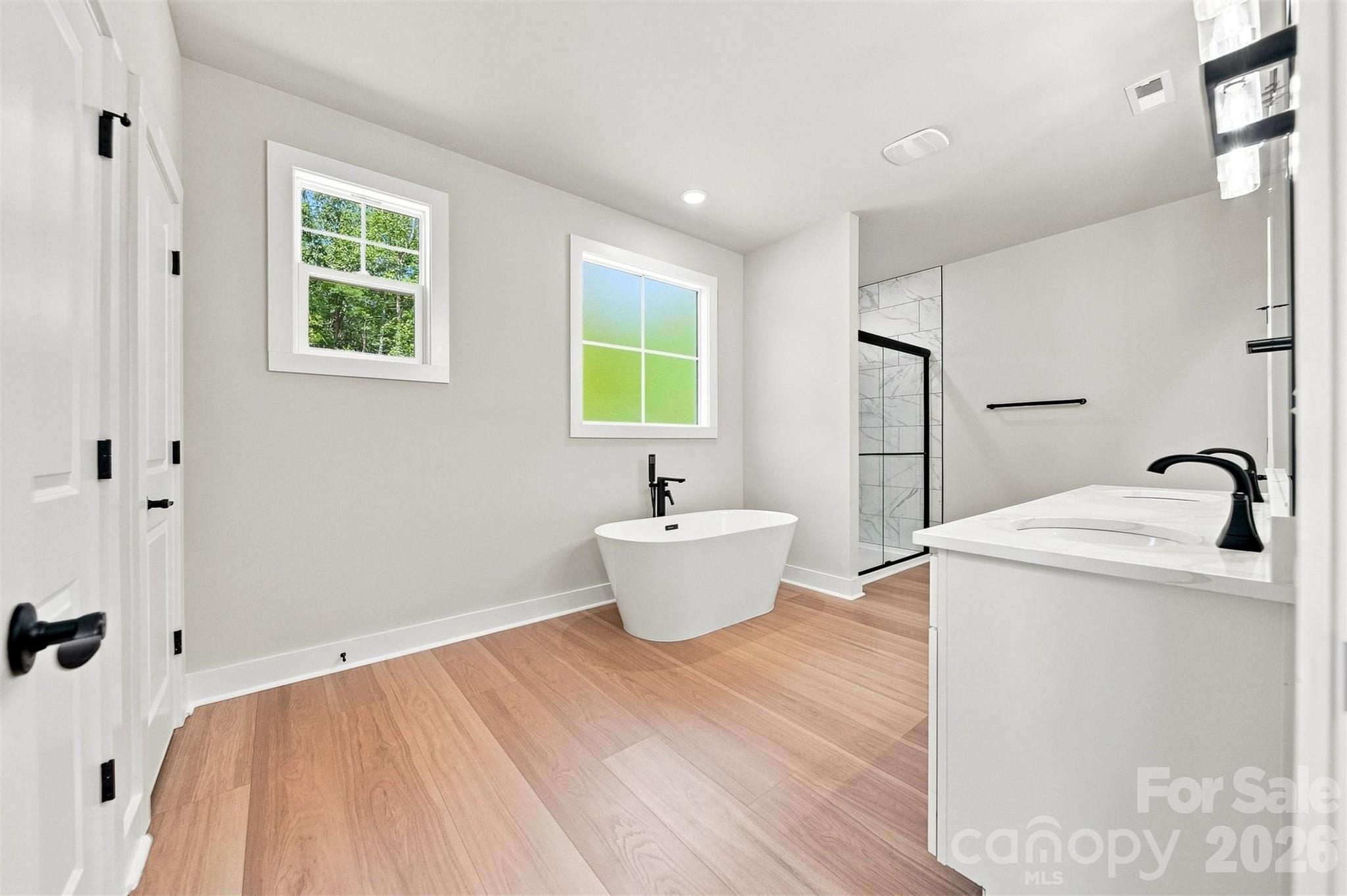 2435 Kimberly Avenue Property Photo 24