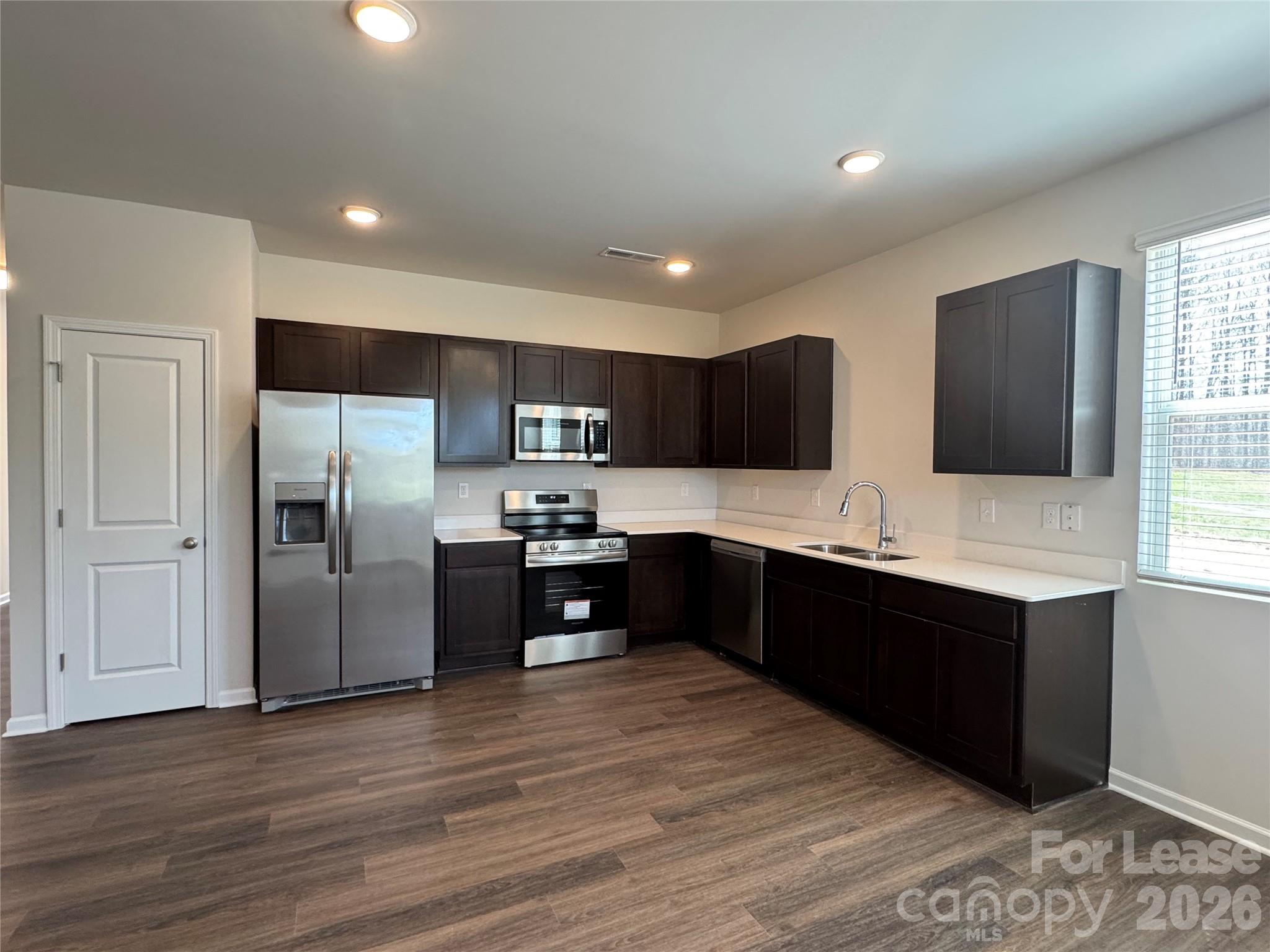 106 Titanium Drive Property Photo 13