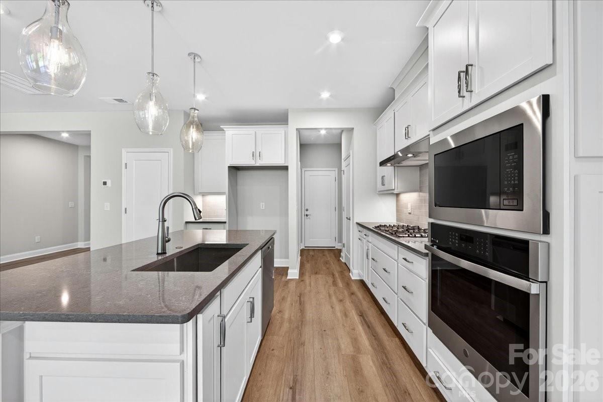 175 Landy Street Property Photo 8