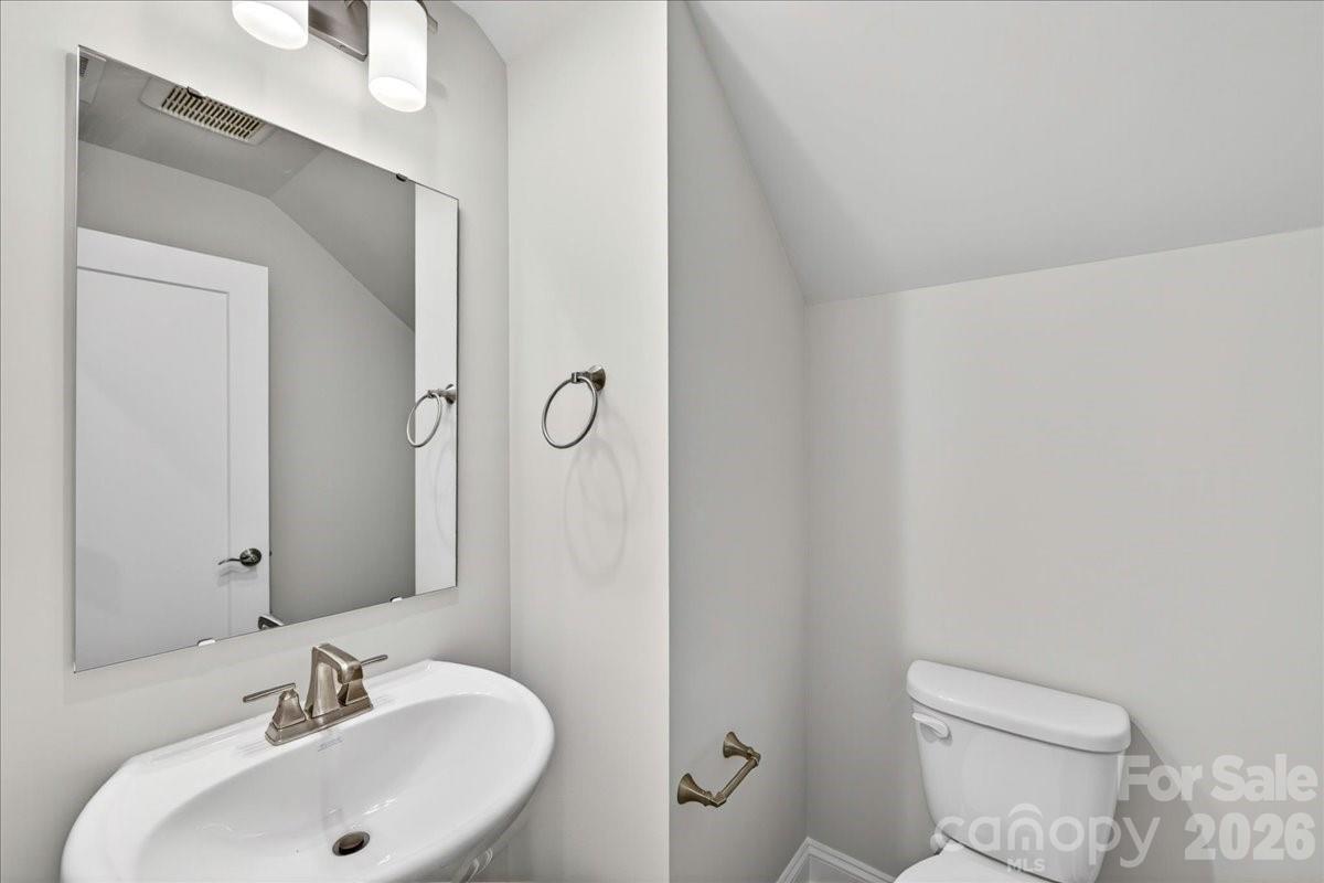 175 Landy Street Property Photo 12