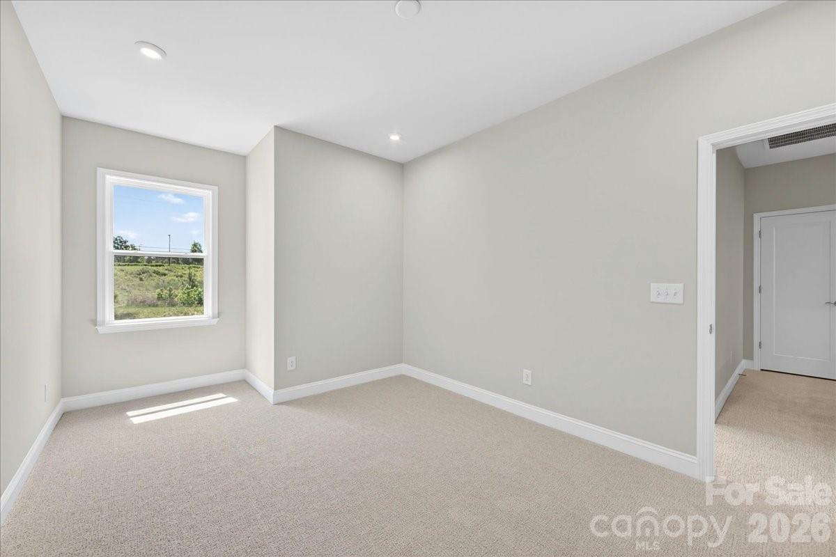 175 Landy Street Property Photo 20