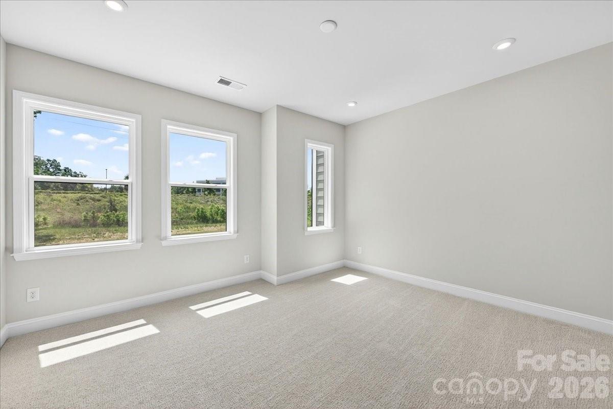 175 Landy Street Property Photo 22