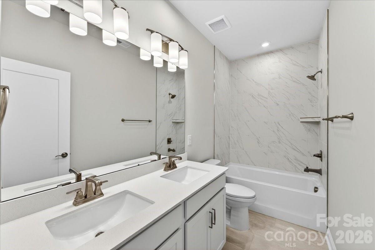175 Landy Street Property Photo 25