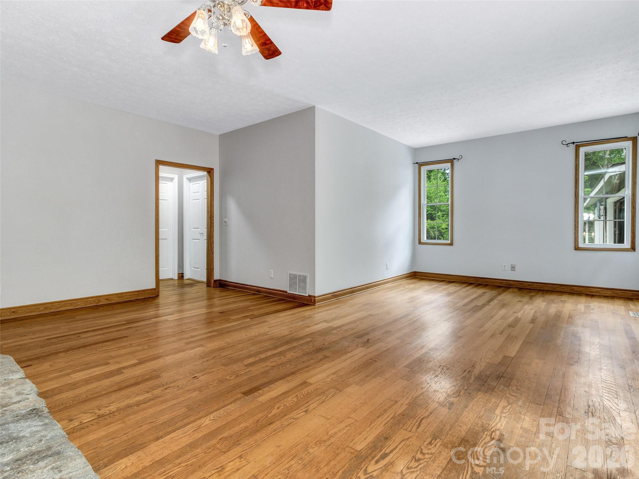 287 Shady Creek Lane Property Photo 23