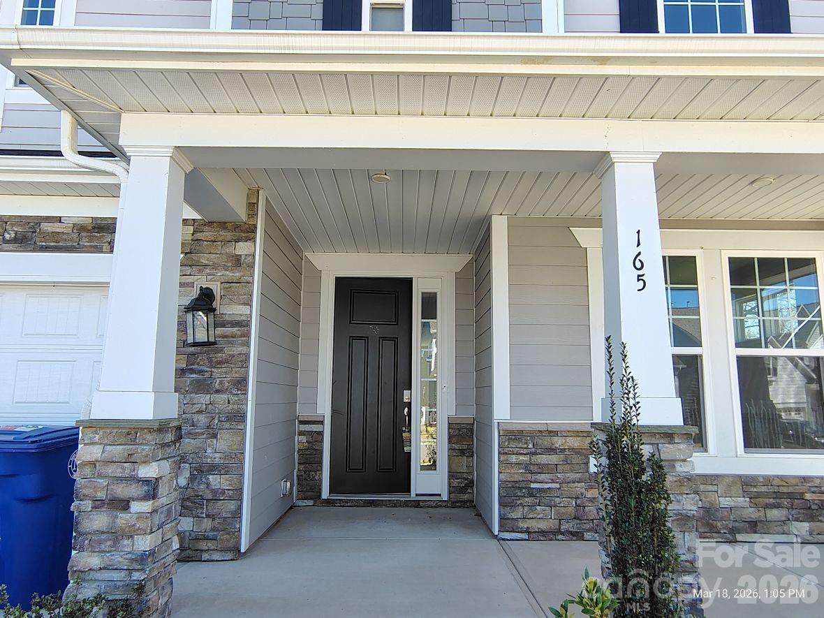 165 Winterberry Street Property Photo 2