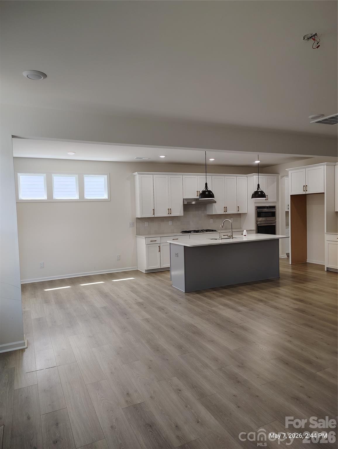 165 Winterberry Street Property Photo 8
