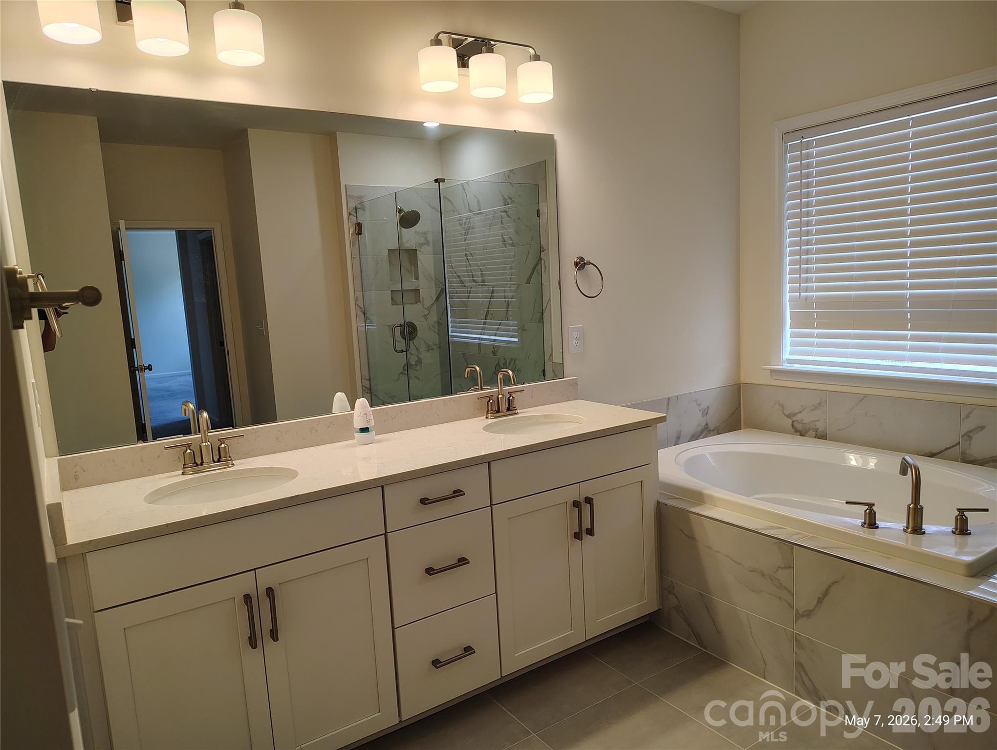 165 Winterberry Street Property Photo 20
