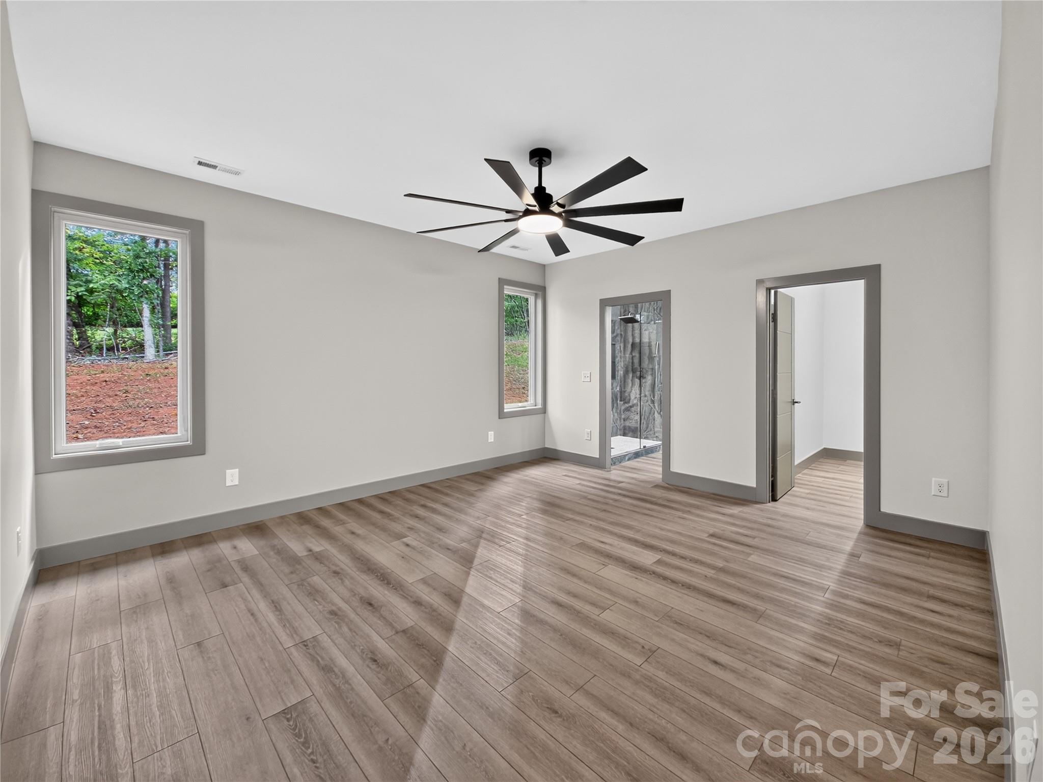 255 Hunters Trace Property Photo 11