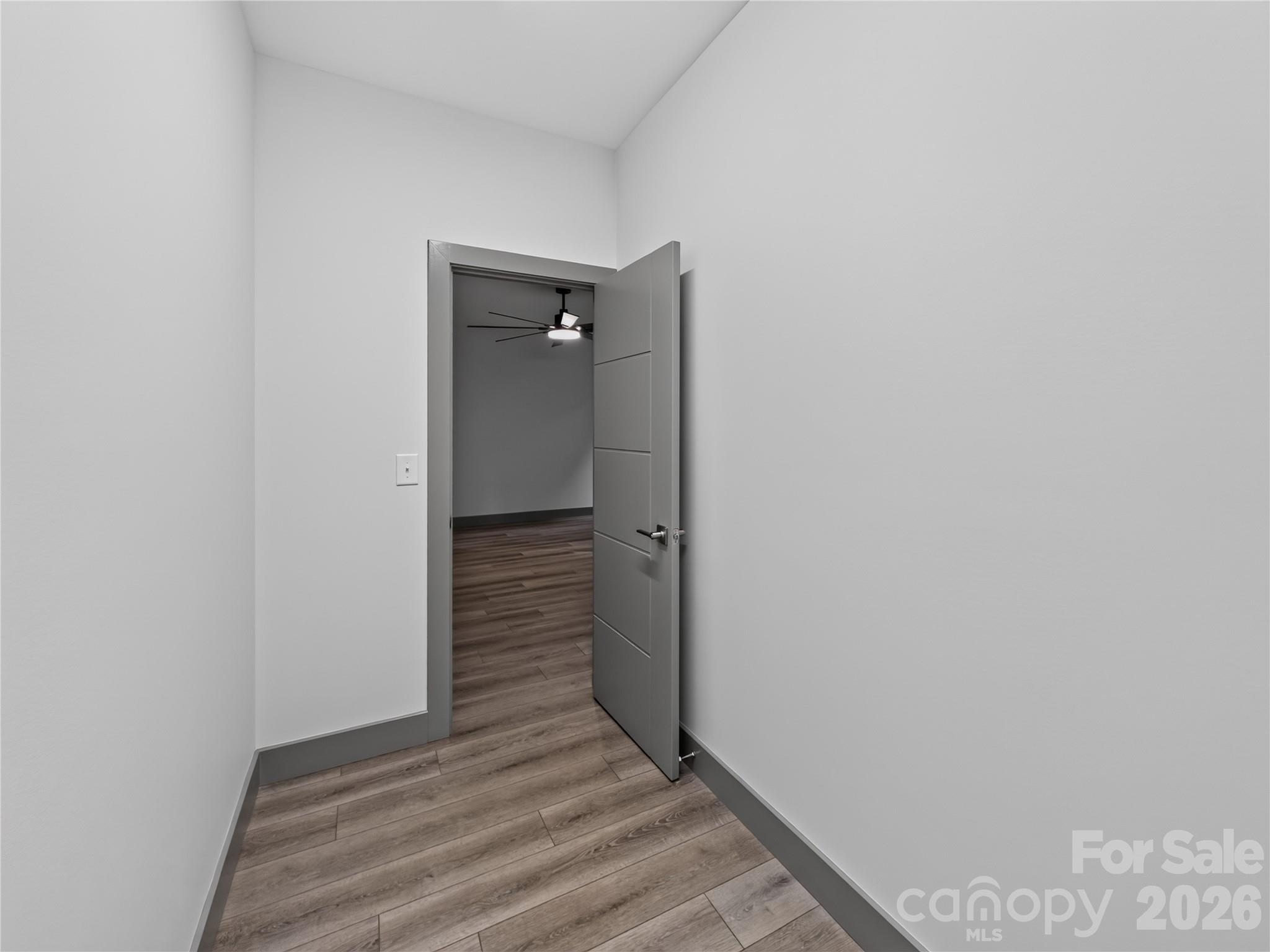 255 Hunters Trace Property Photo 12