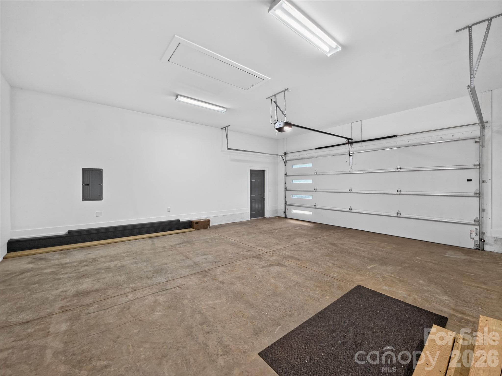 255 Hunters Trace Property Photo 25