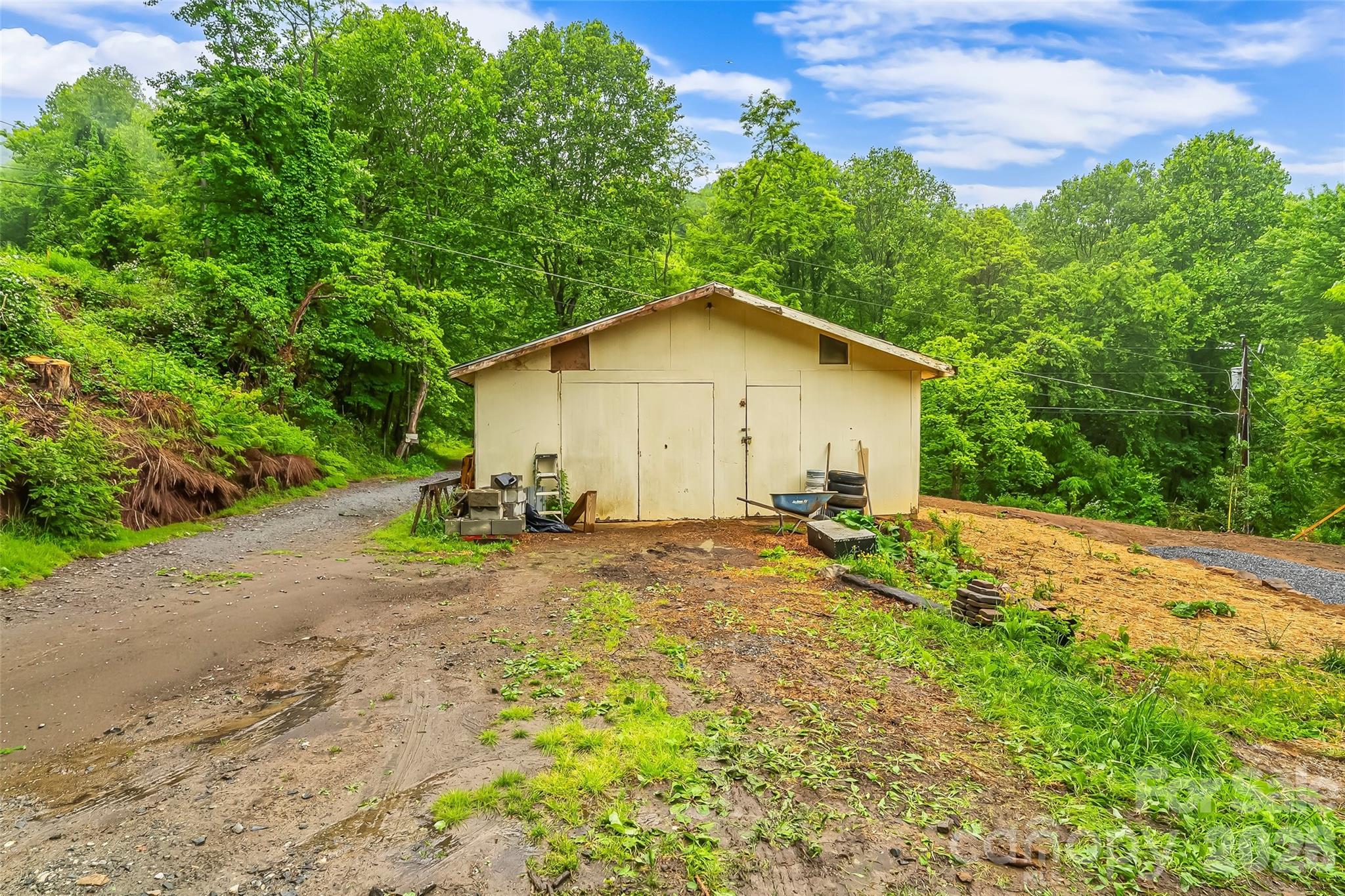1737 Newfound Road Property Photo 46