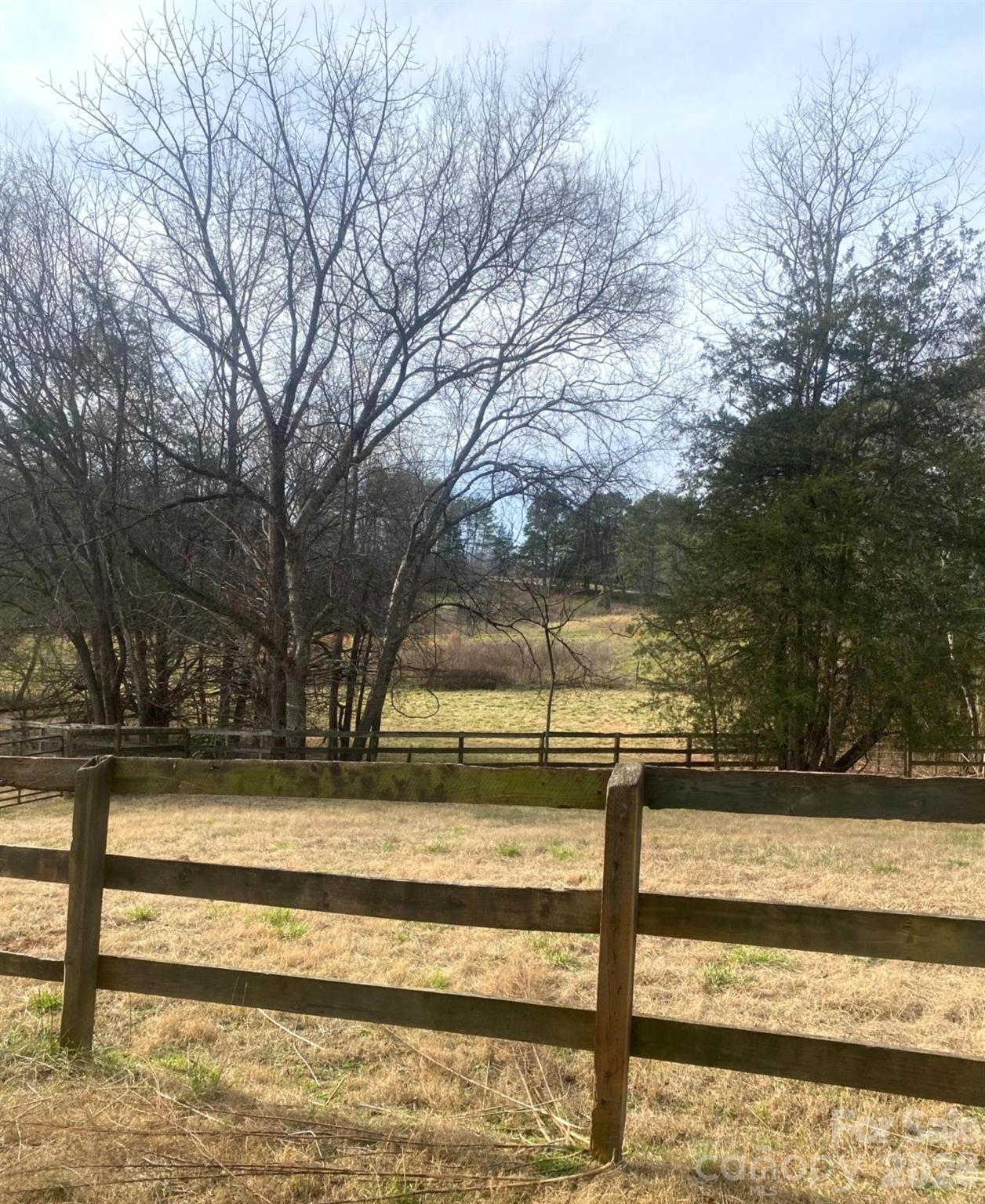 3205 Collinsville Road Property Photo 32