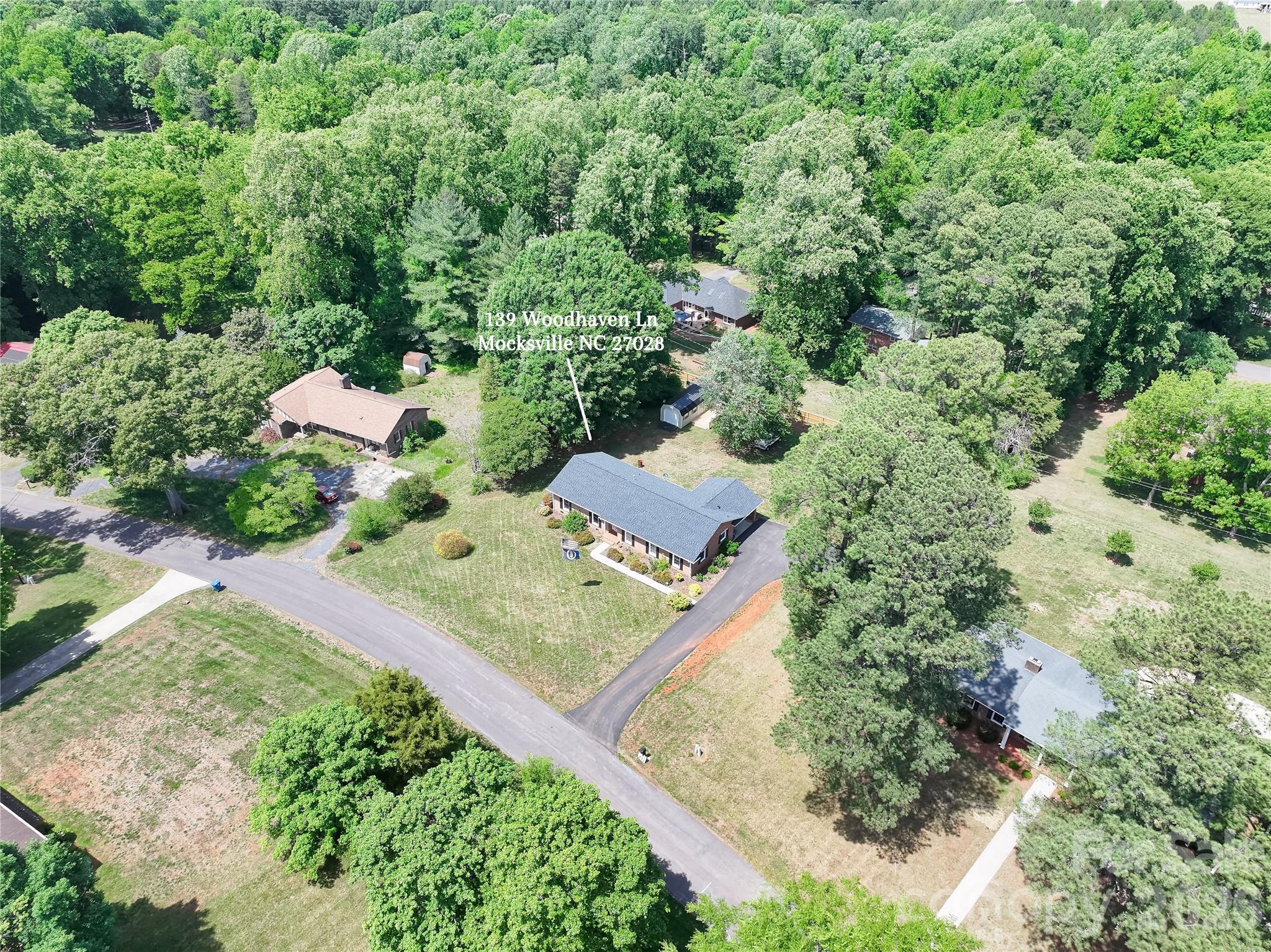 139 Woodhaven Lane Property Photo 35
