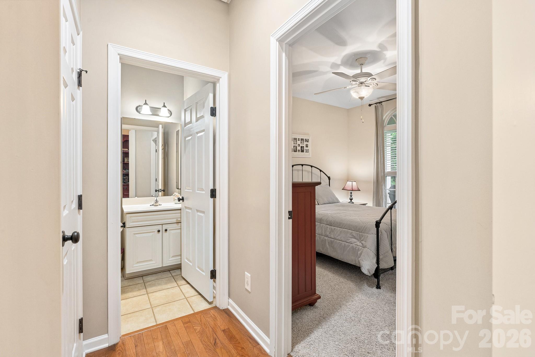 4006 Hickory View Drive Property Photo 27