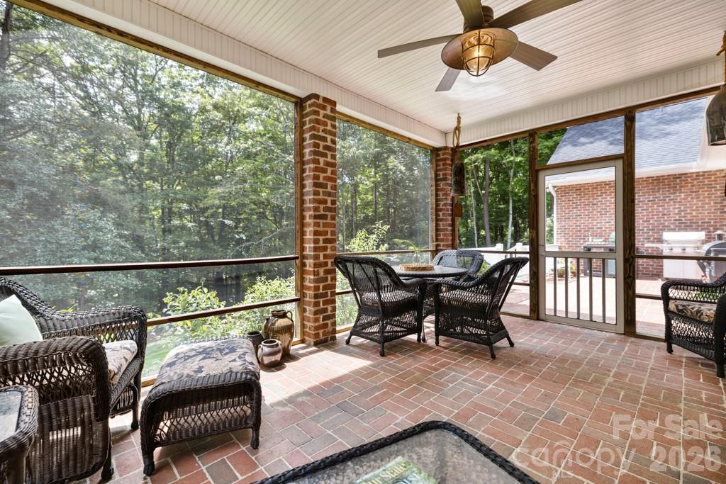 707 Luther Drive Property Photo 25