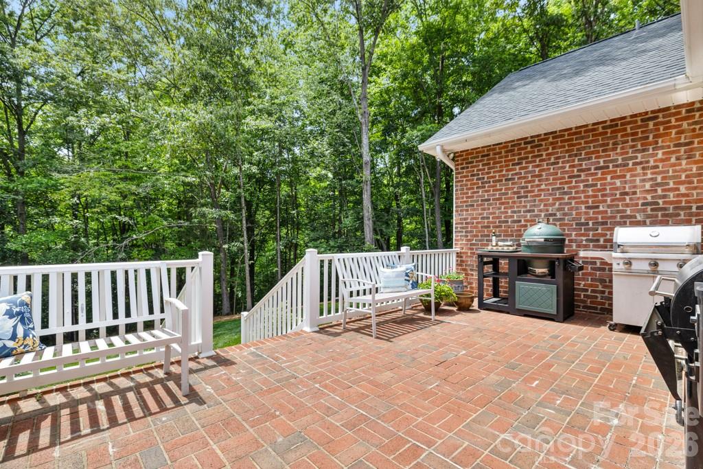 707 Luther Drive Property Photo 26
