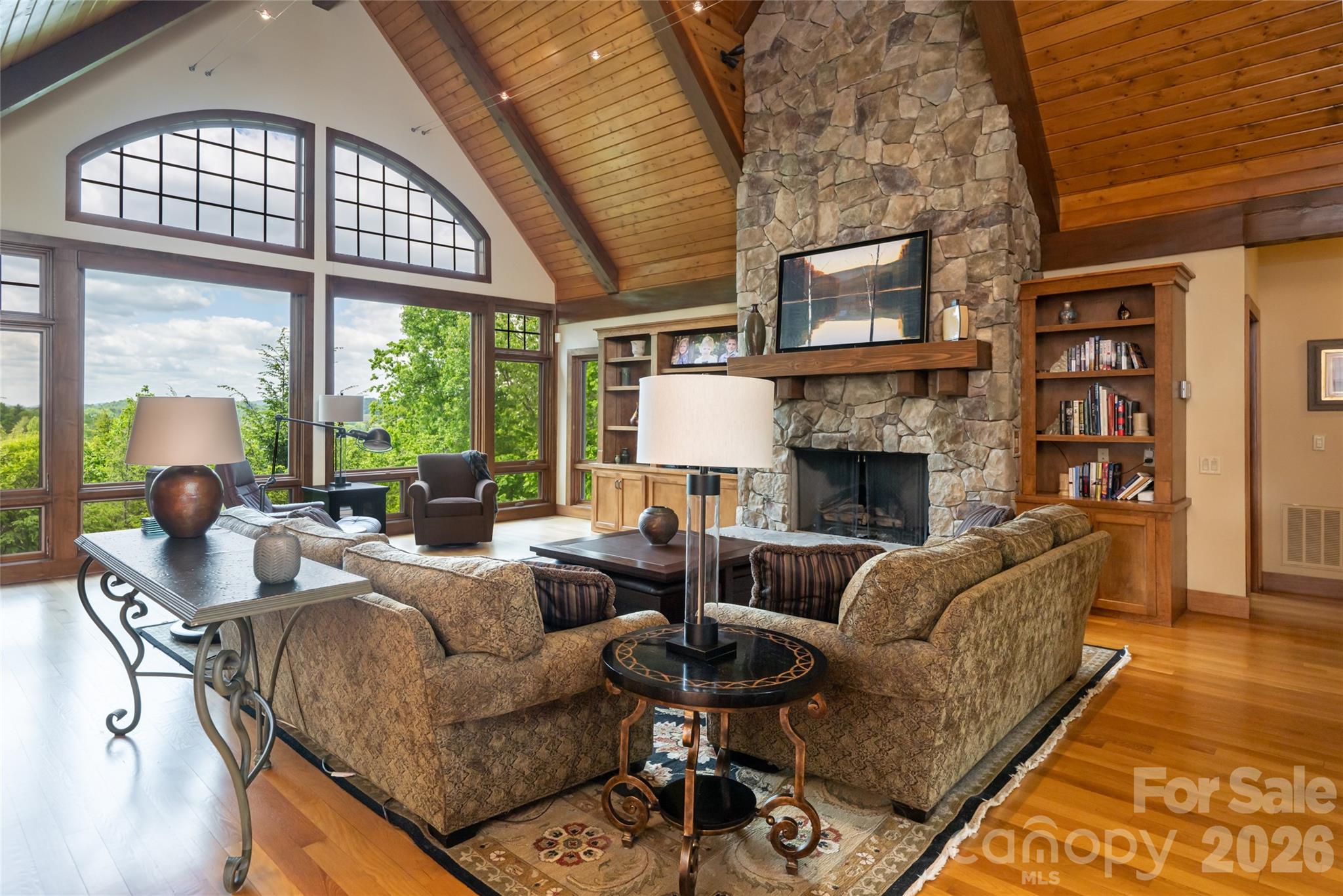 211 Boulder Ridge Drive Property Photo 4