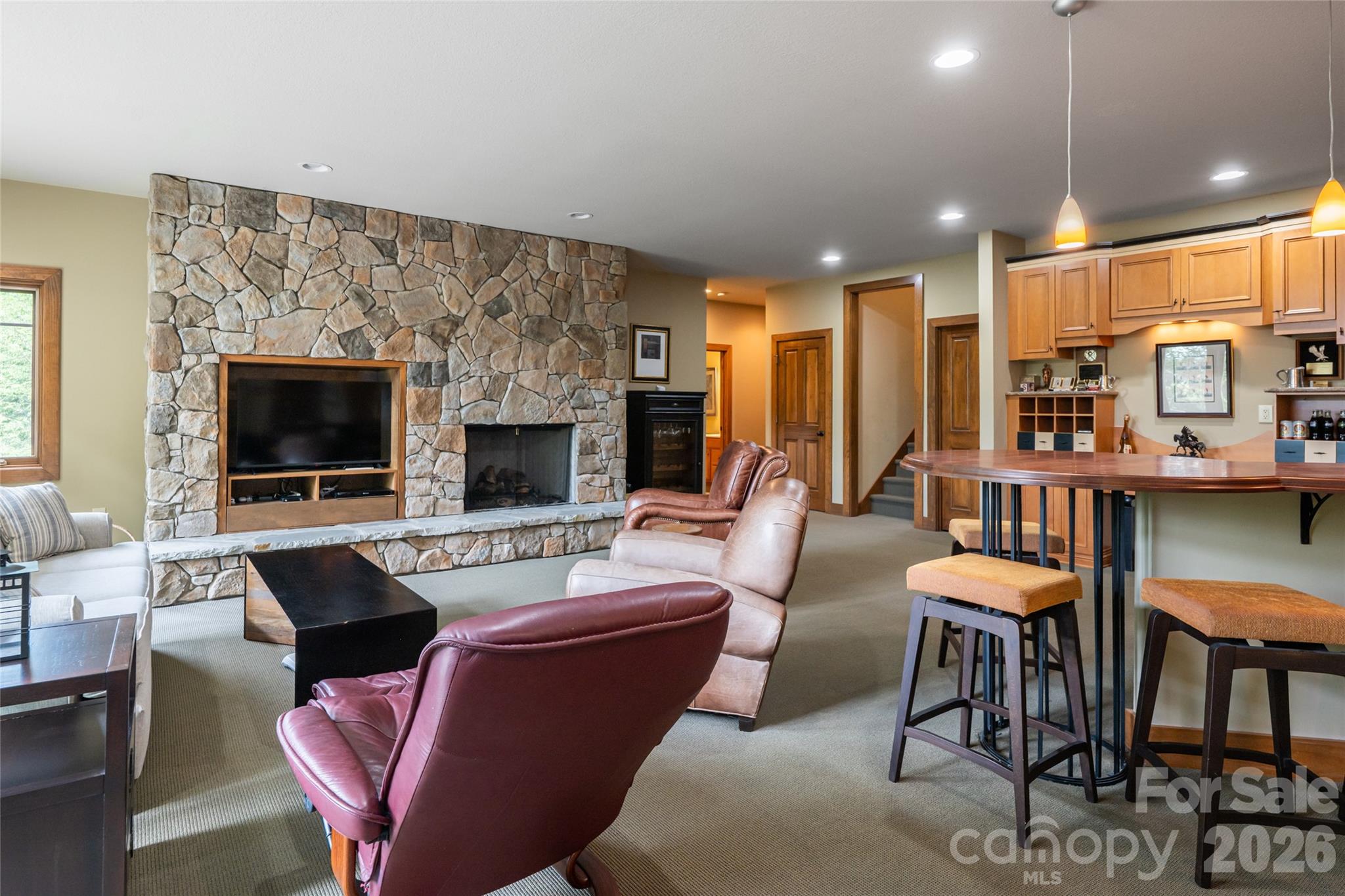 211 Boulder Ridge Drive Property Photo 32