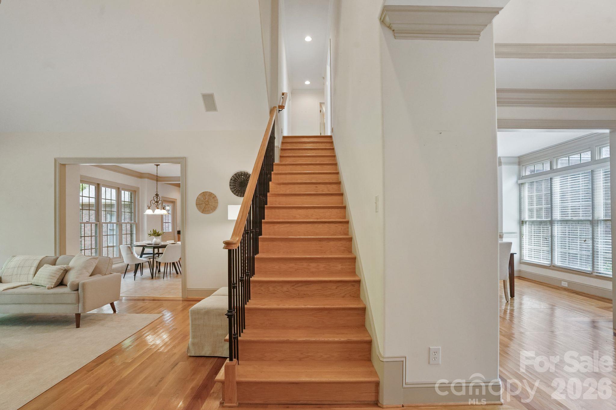 707 Mayfield Court Property Photo 24