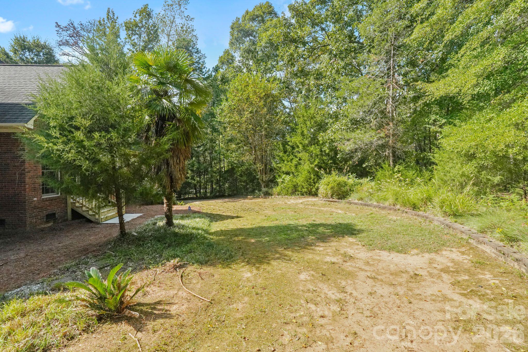707 Mayfield Court Property Photo 32