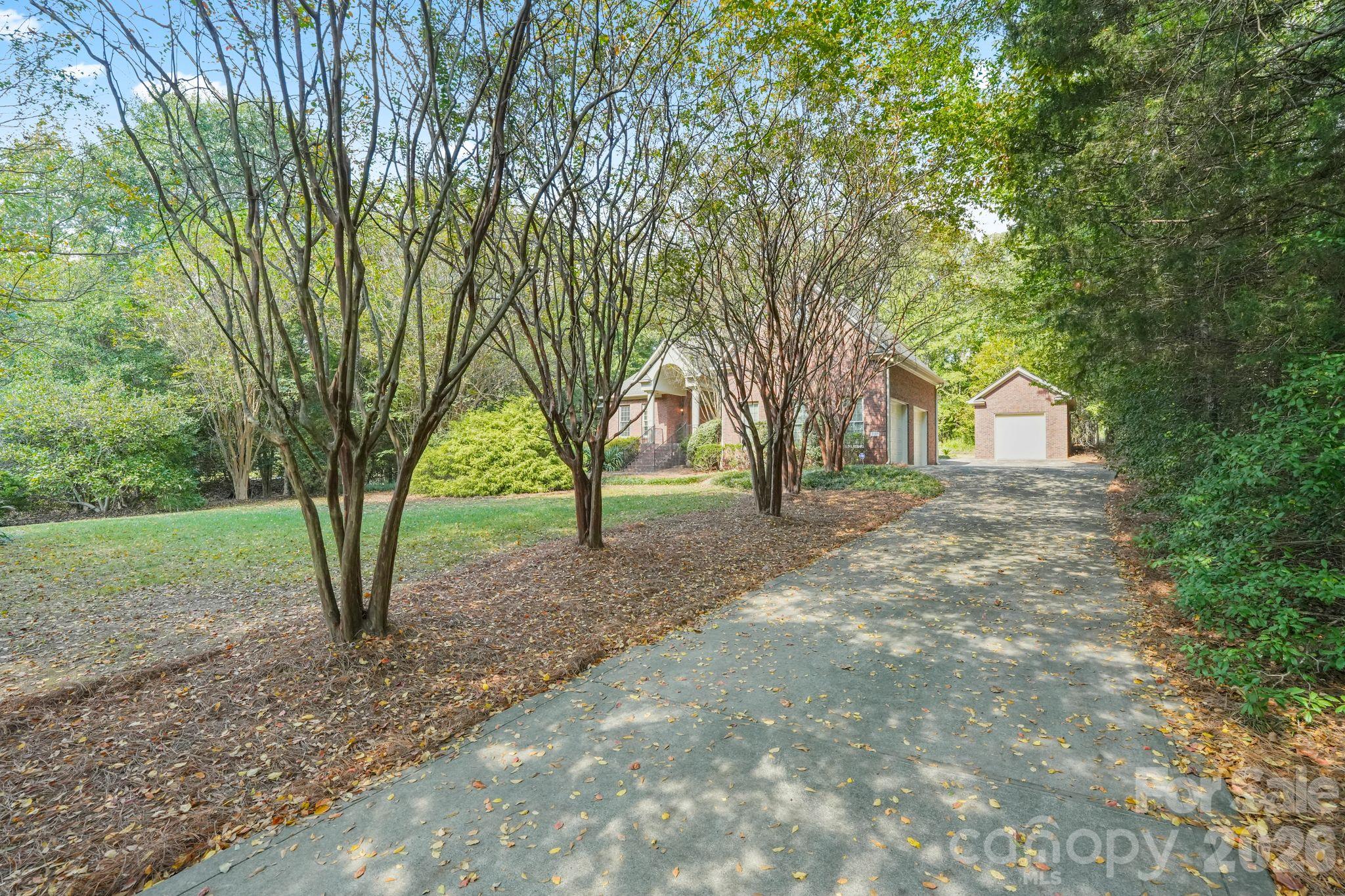 707 Mayfield Court Property Photo 40