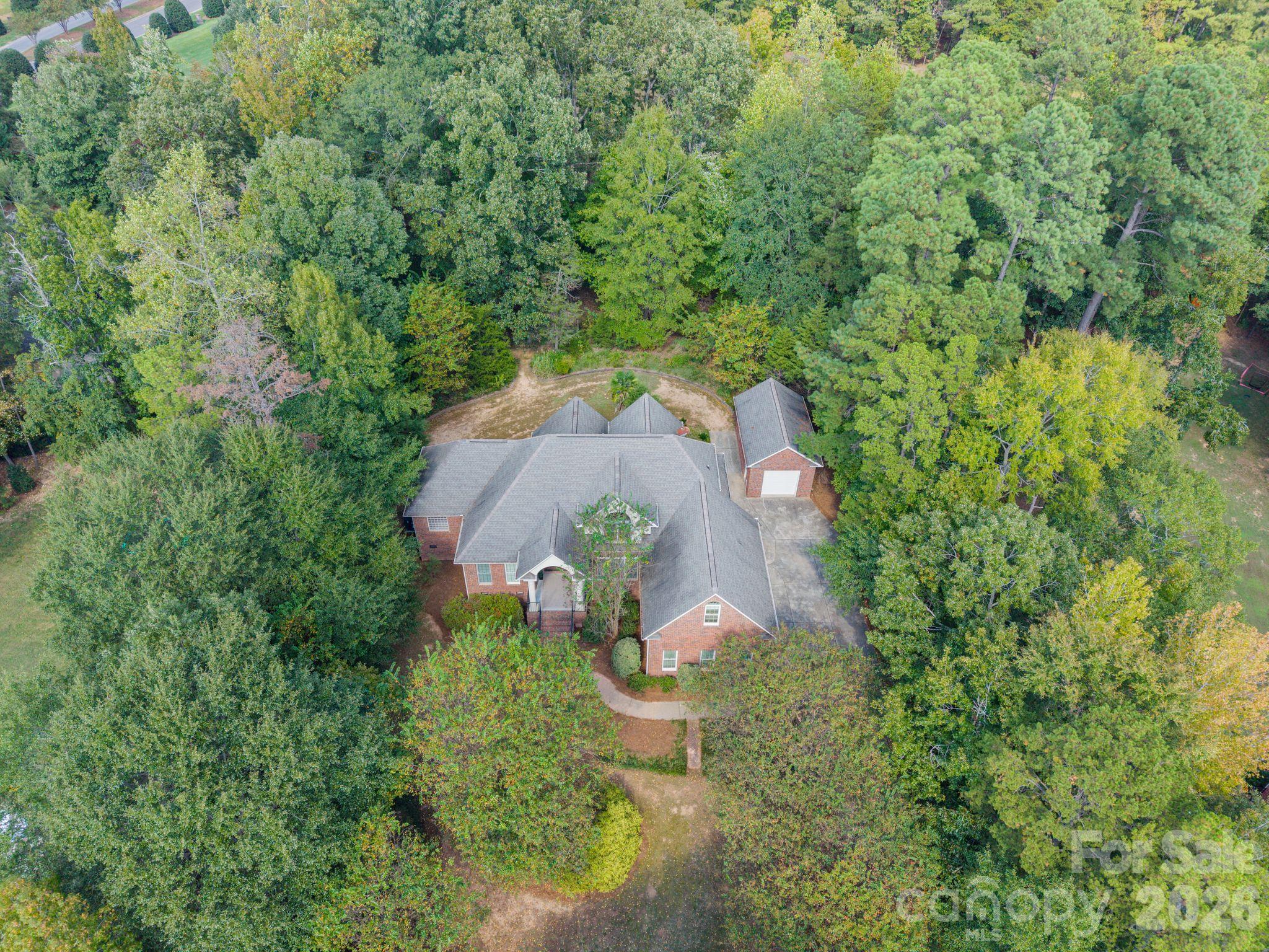 707 Mayfield Court Property Photo 42