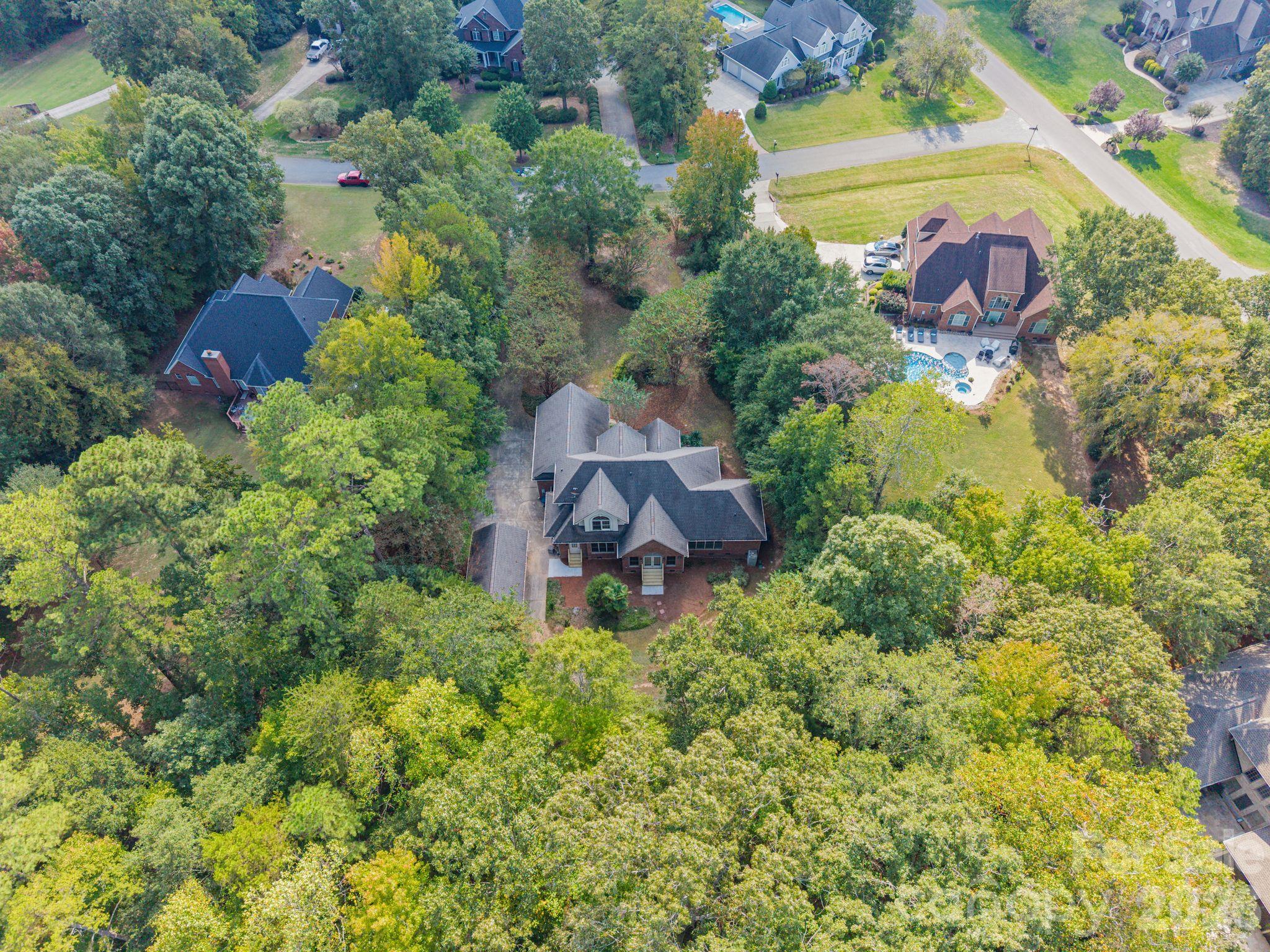 707 Mayfield Court Property Photo 44