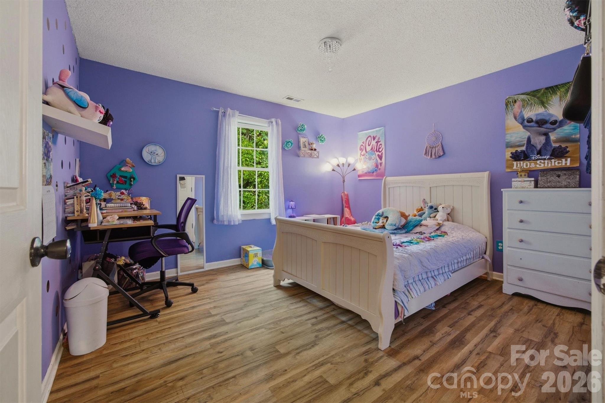 1404 Castle Court Property Photo 25