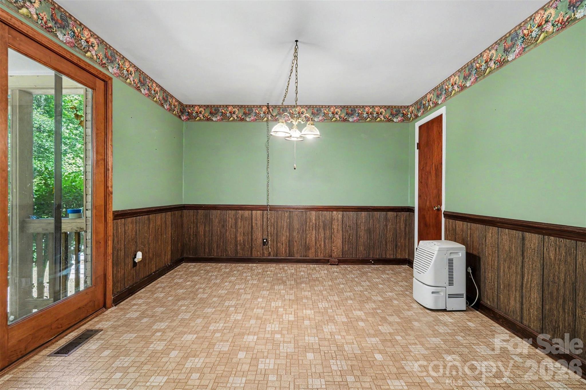 1304 Shannon Drive Property Photo 13