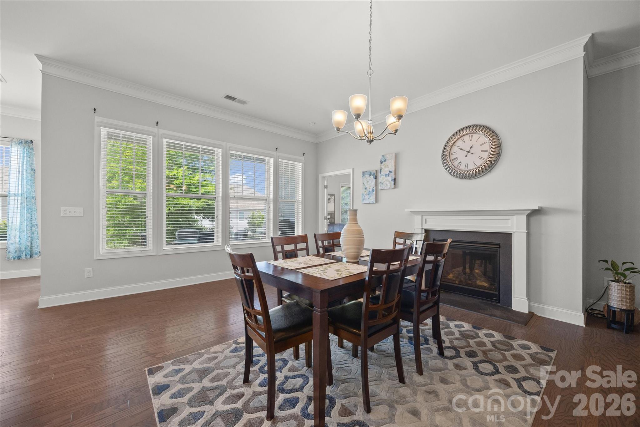 7040 Chrysanthemum Road Property Photo 8