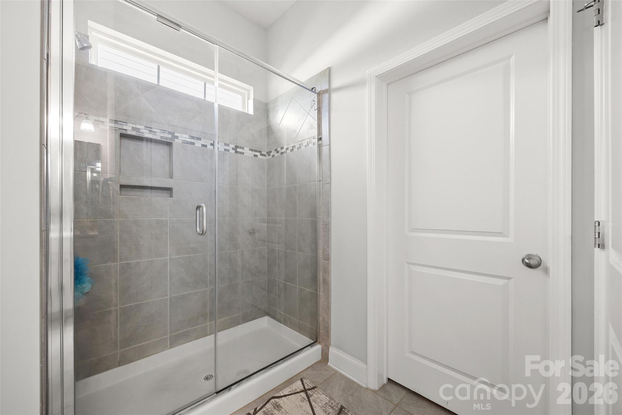 7040 Chrysanthemum Road Property Photo 17