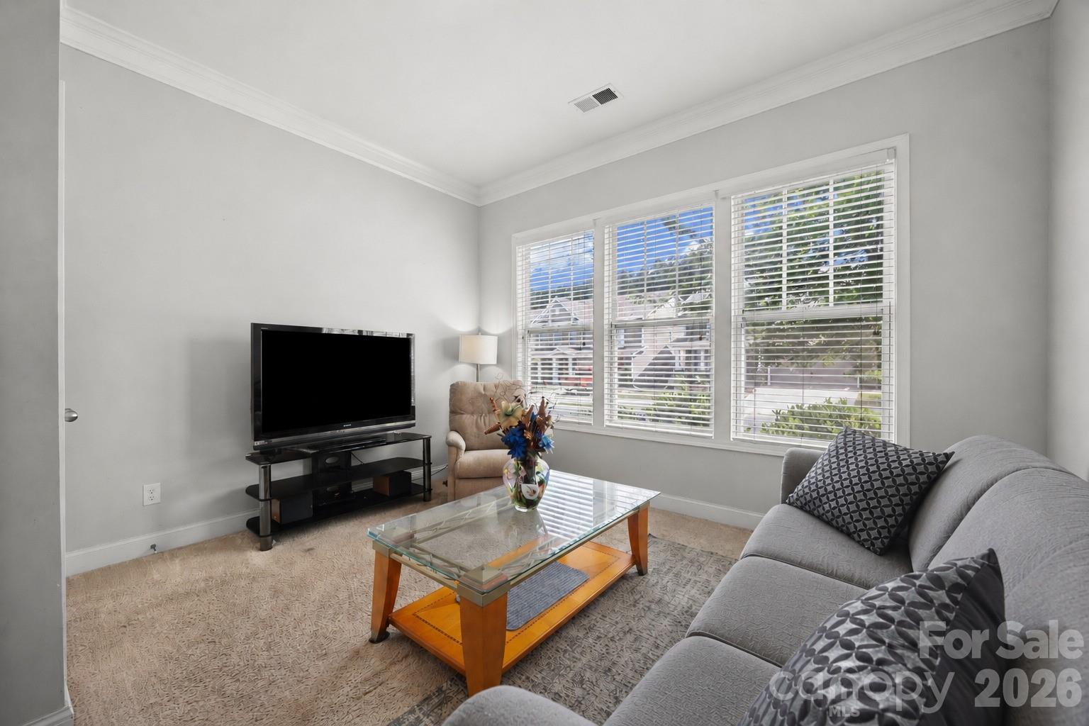 7040 Chrysanthemum Road Property Photo 20