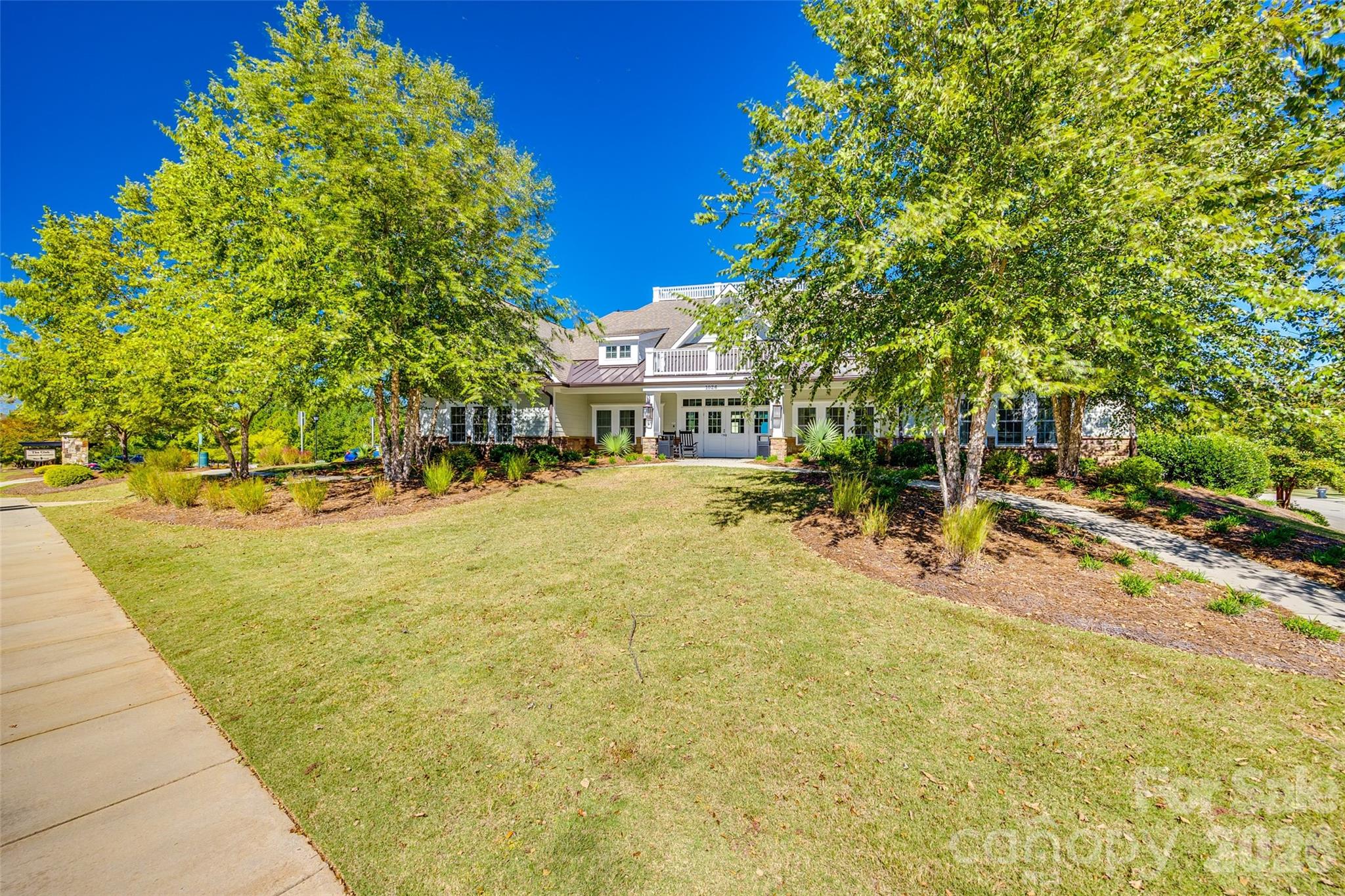7040 Chrysanthemum Road Property Photo 26