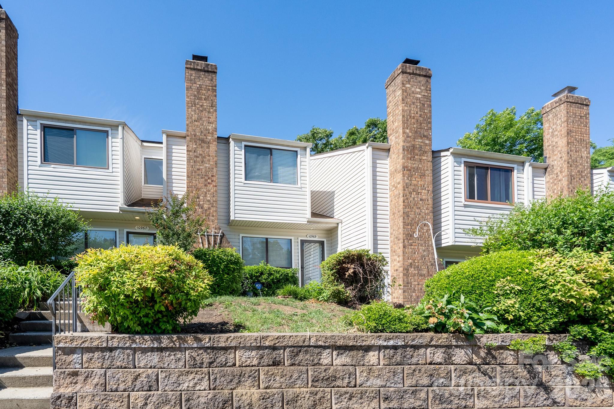 10969 Carmel Crossing Road Property Photo 1