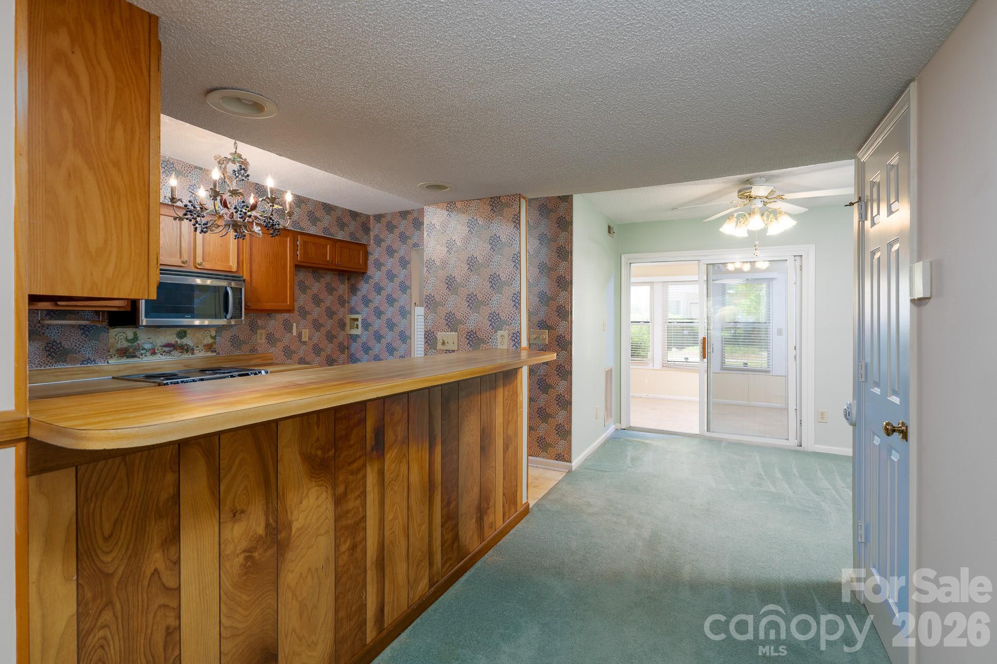 10969 Carmel Crossing Road Property Photo 11