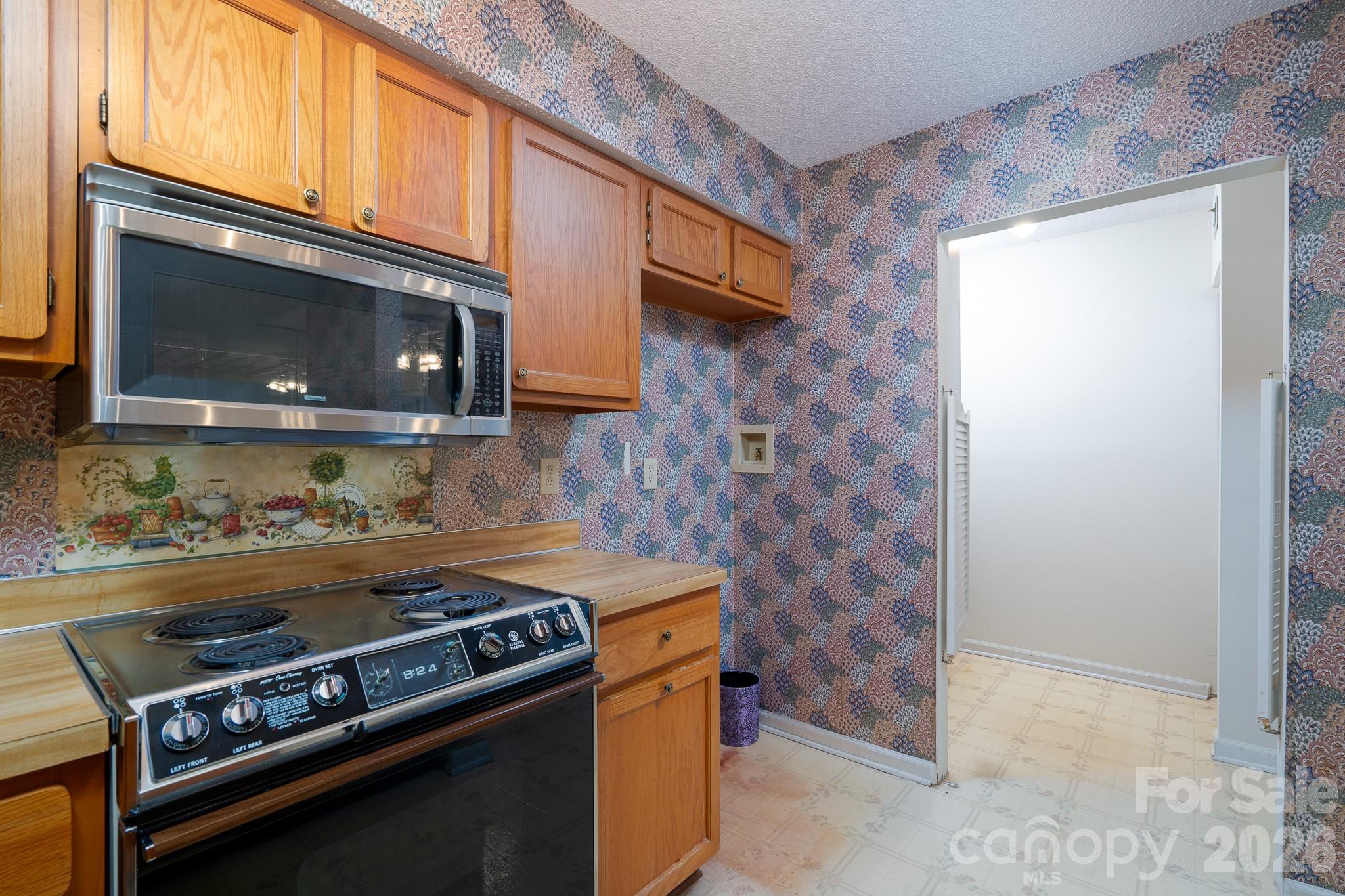 10969 Carmel Crossing Road Property Photo 16