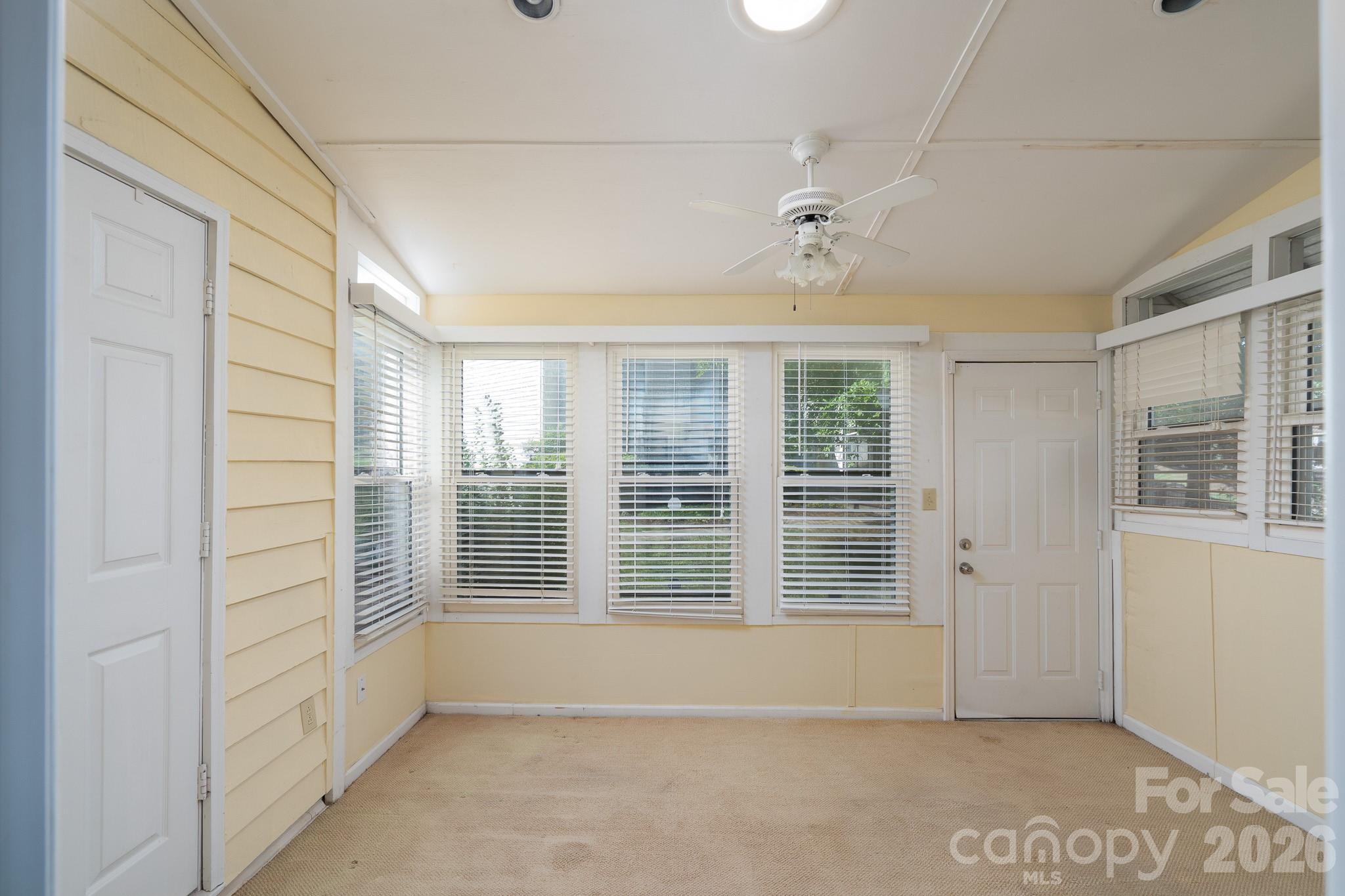 10969 Carmel Crossing Road Property Photo 19